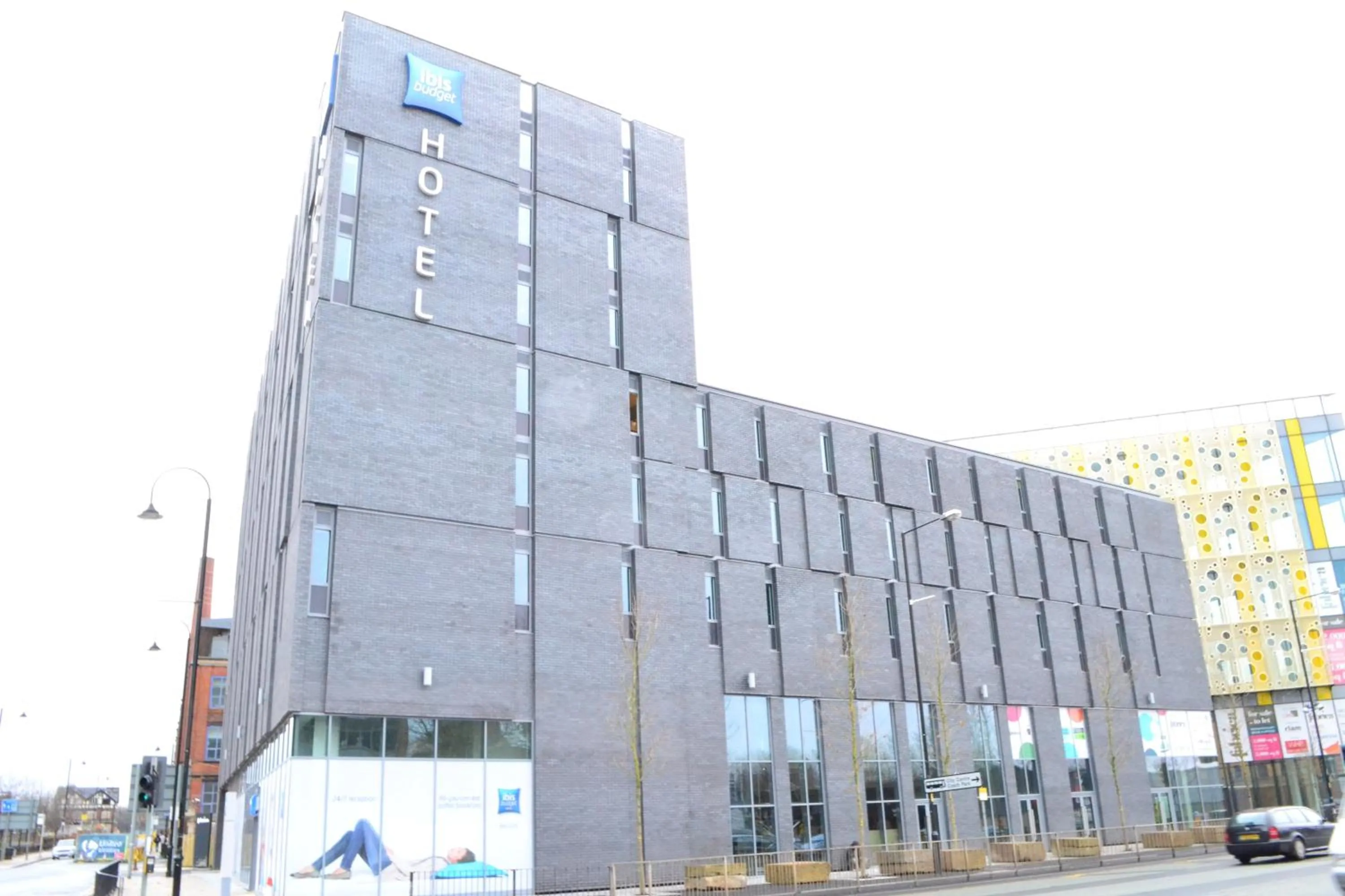 Facade/entrance in ibis Budget Manchester Centre Pollard Street