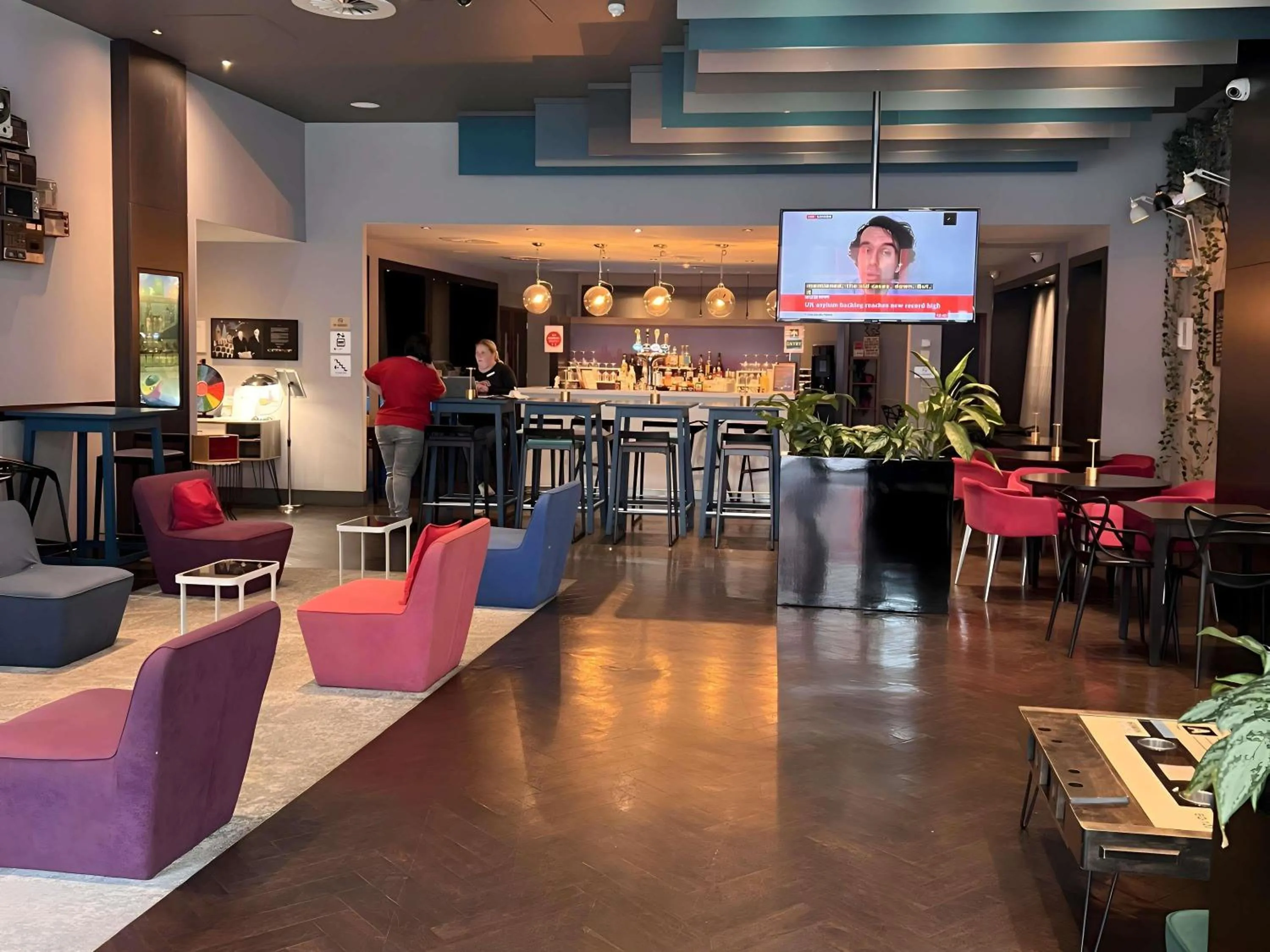 Property building in Ibis Styles Liverpool Centre Dale Street - Cavern Quarter