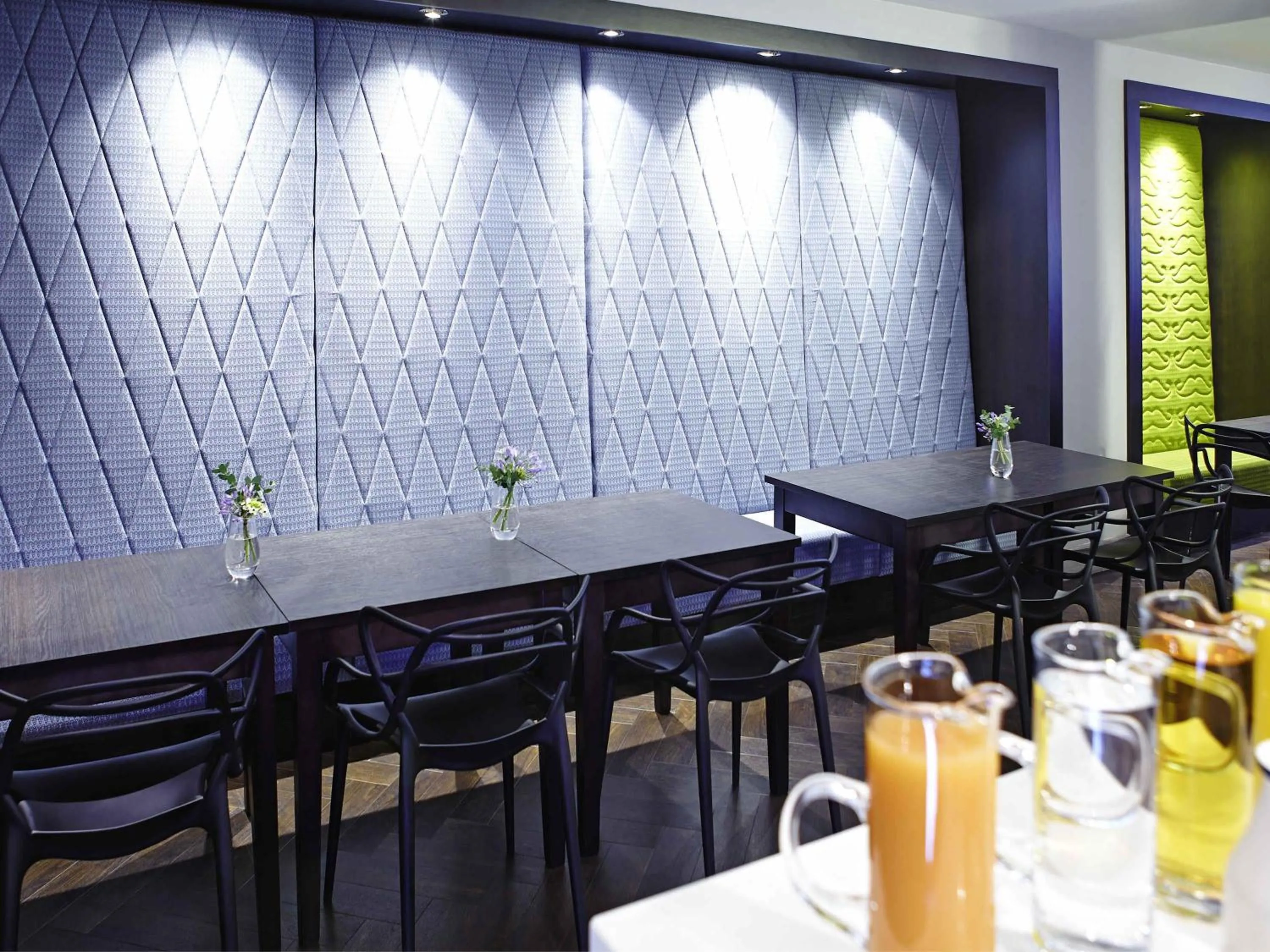 Lounge or bar in Ibis Styles Liverpool Centre Dale Street - Cavern Quarter