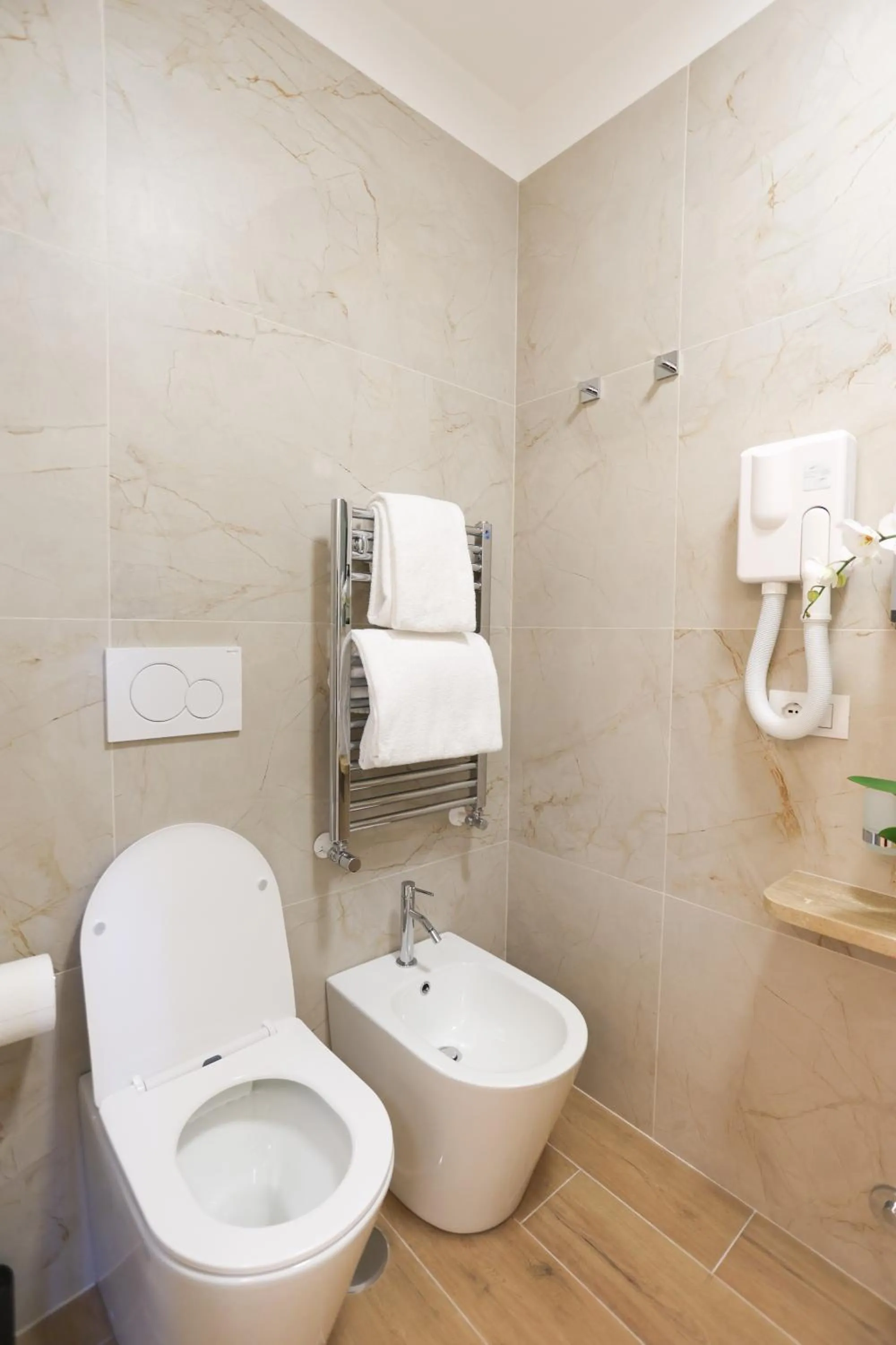 Bathroom in B&B Smart Rooms