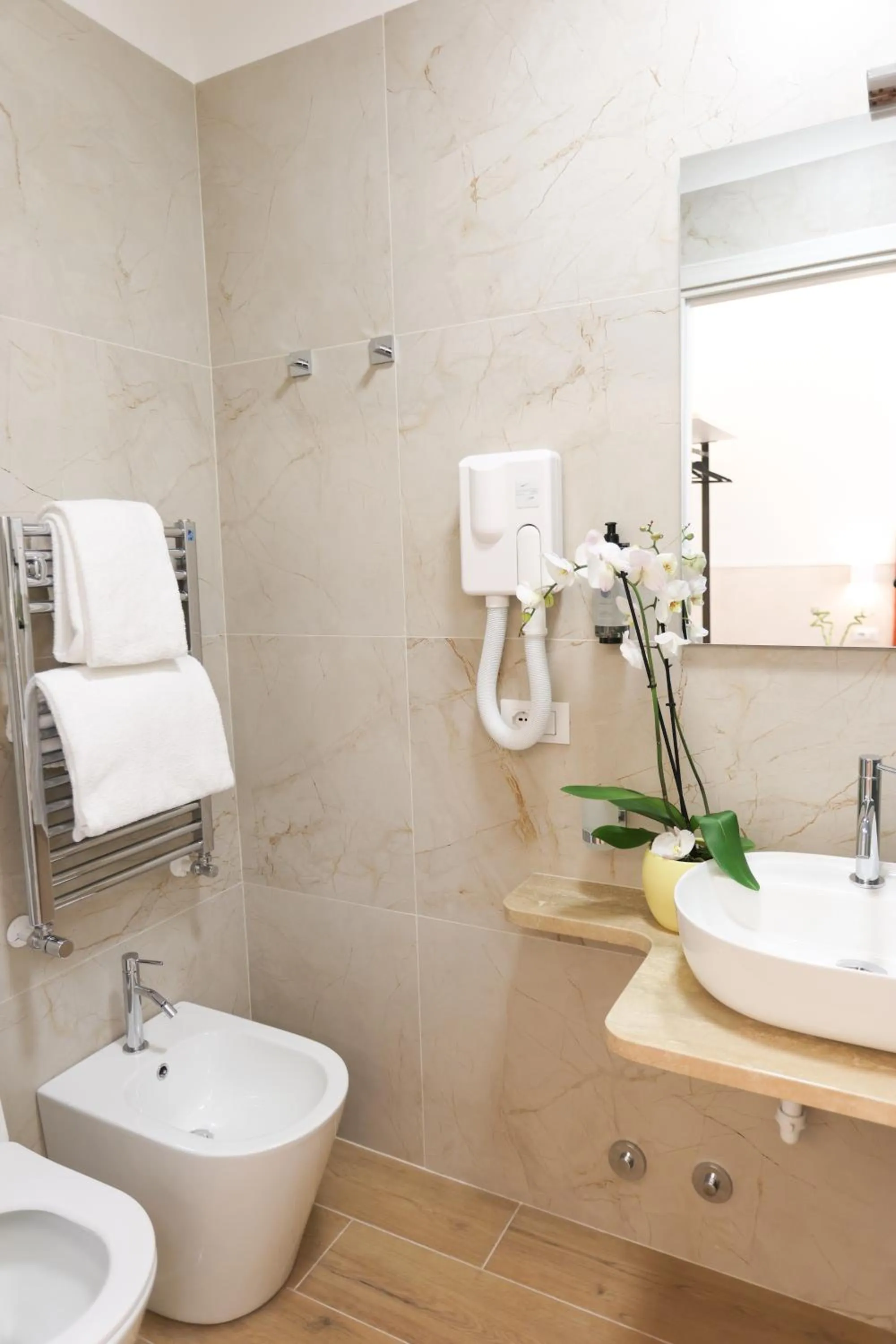 Bathroom in B&B Smart Rooms