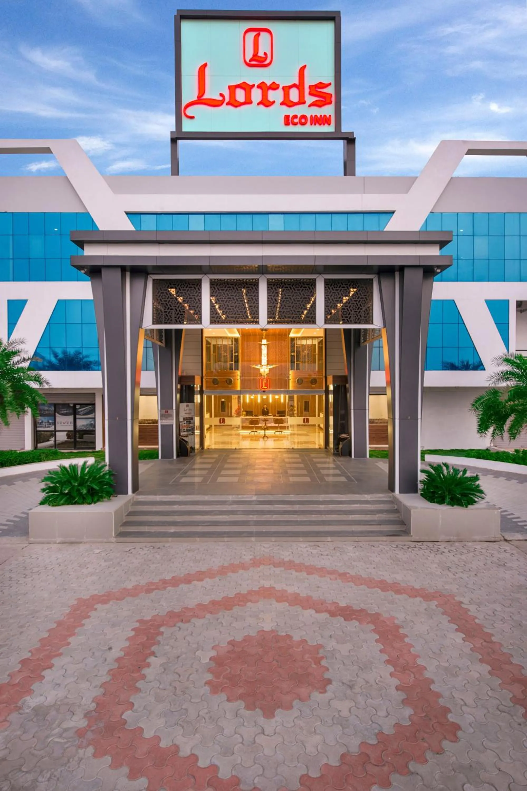 Facade/entrance in Lords Eco Inn Morbi