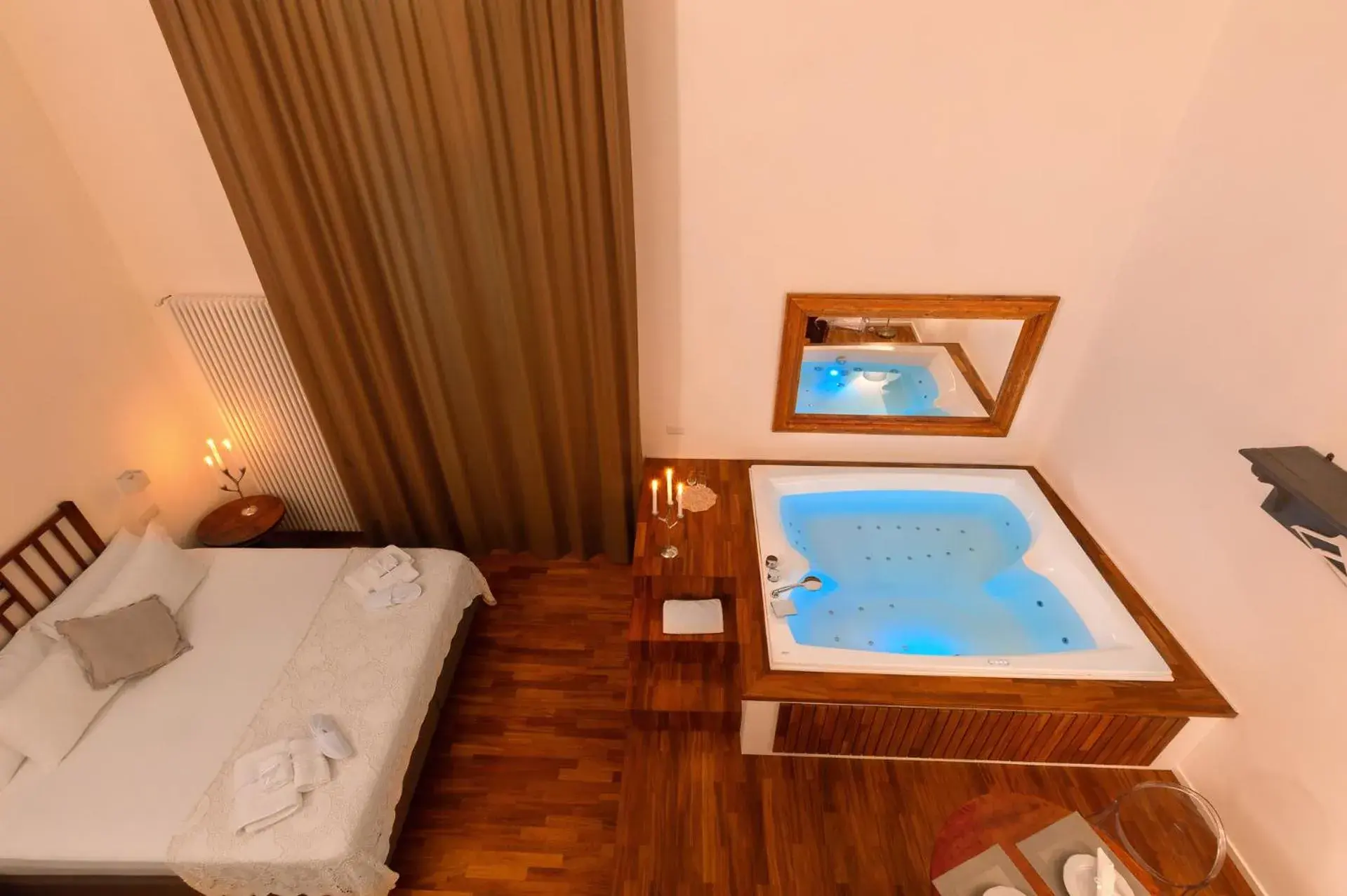 King Suite with Spa Bath in Naca Suite King Suite with Spa Bath in Naca Suite