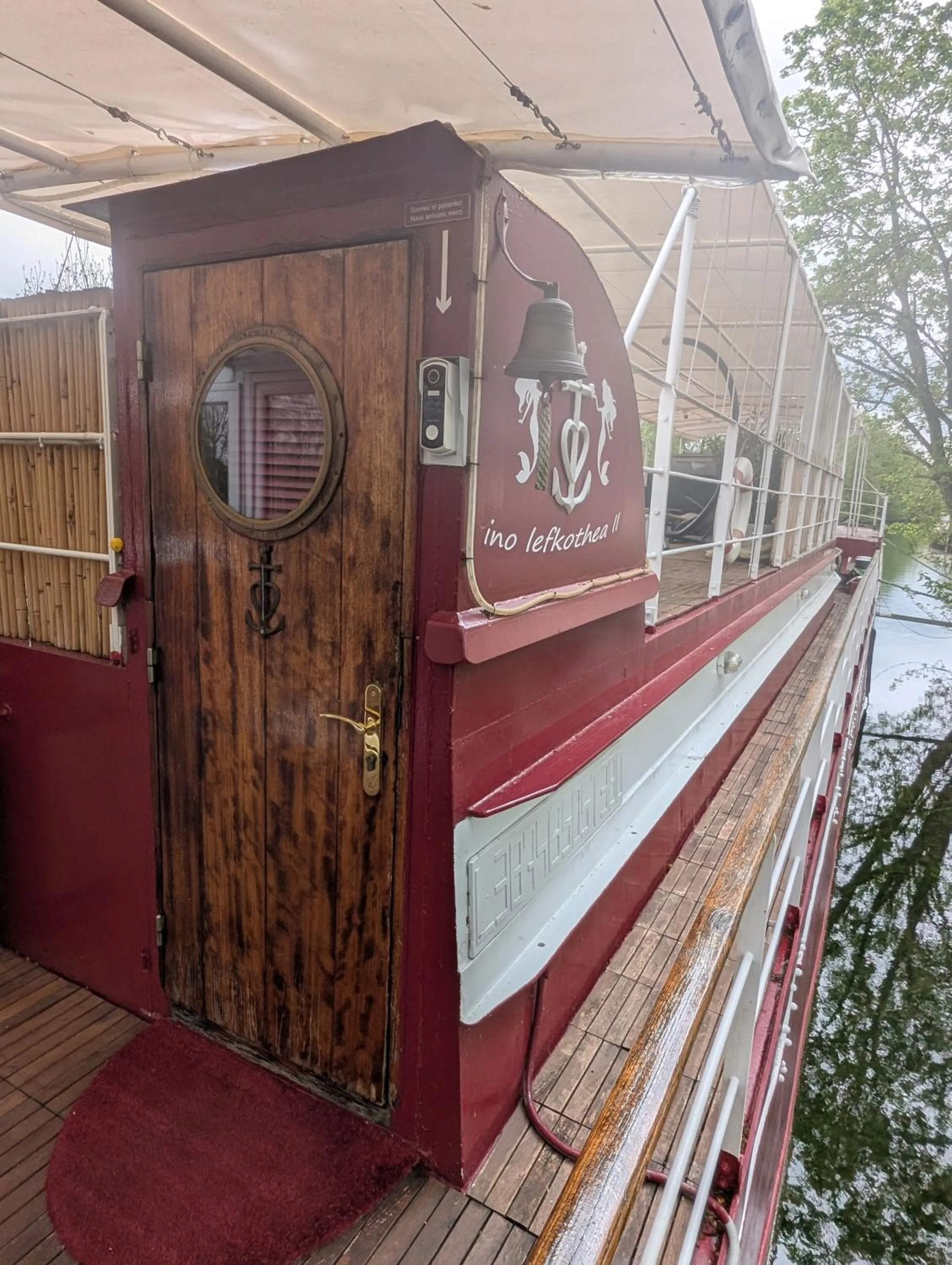 péniche Ino Lefkothea II chambre d'hôtes