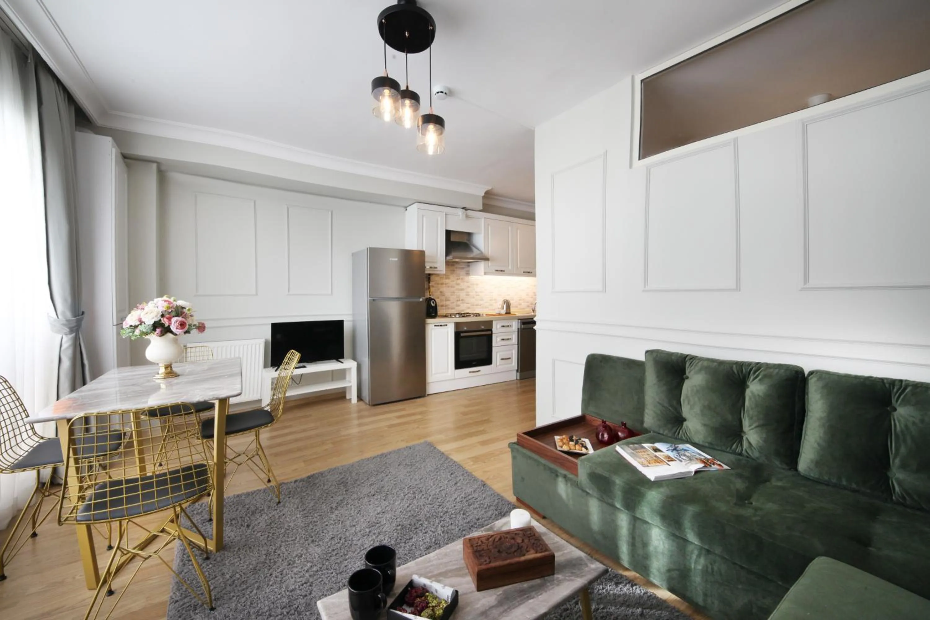 TV and multimedia in Beddington Residence Sisli