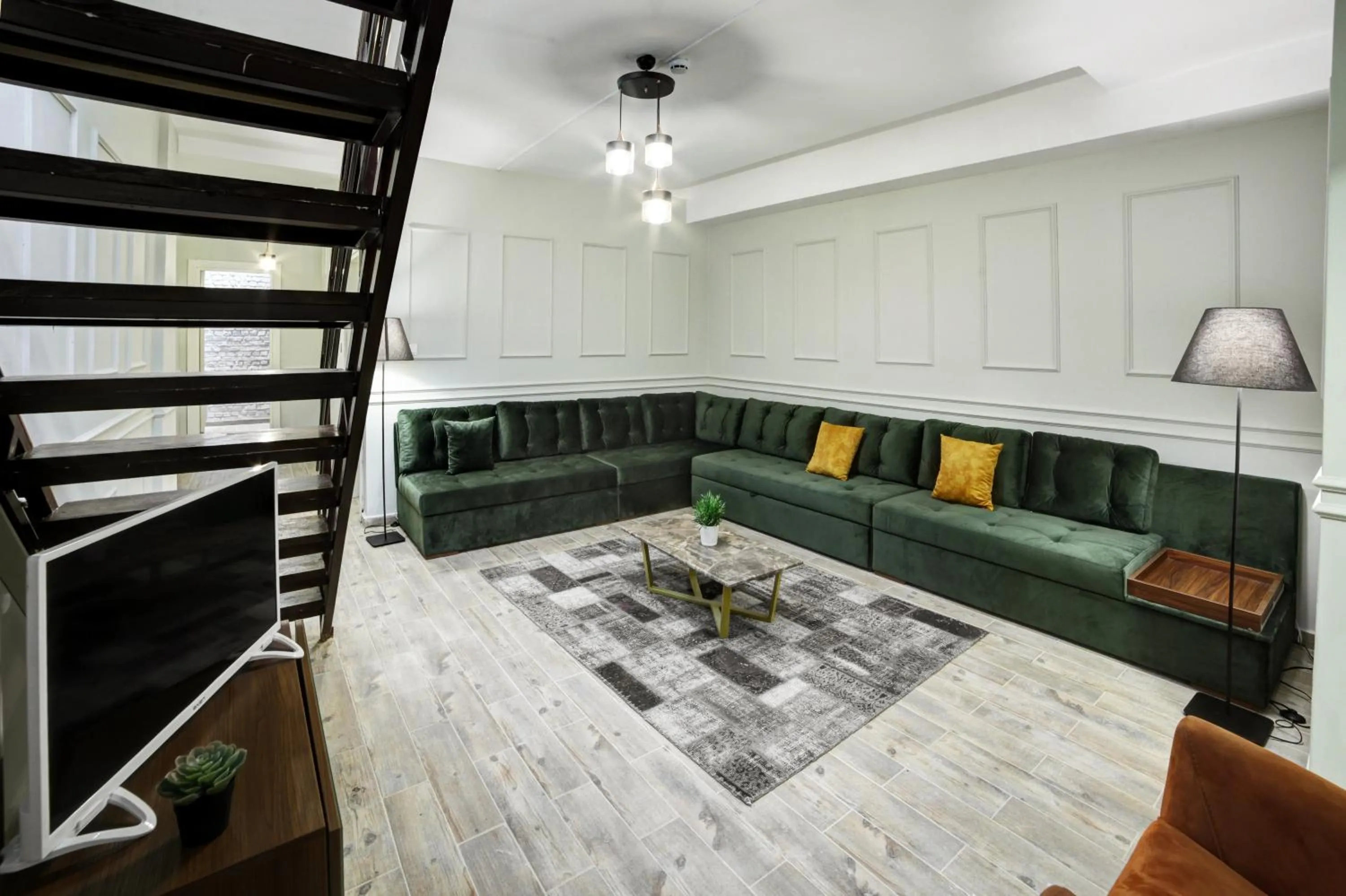 TV and multimedia in Beddington Residence Sisli