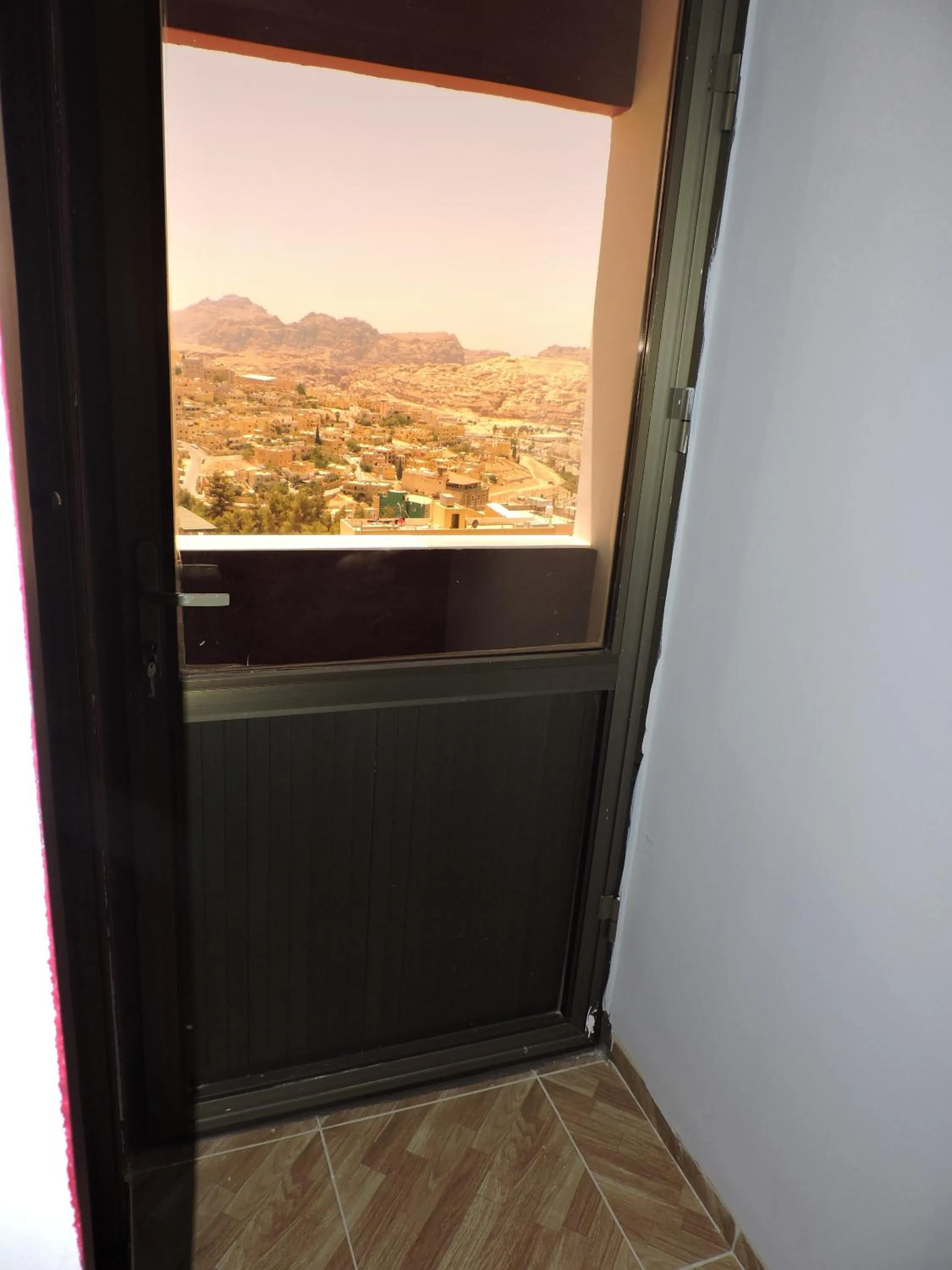 Mountain view in Valentine Inn Luxury