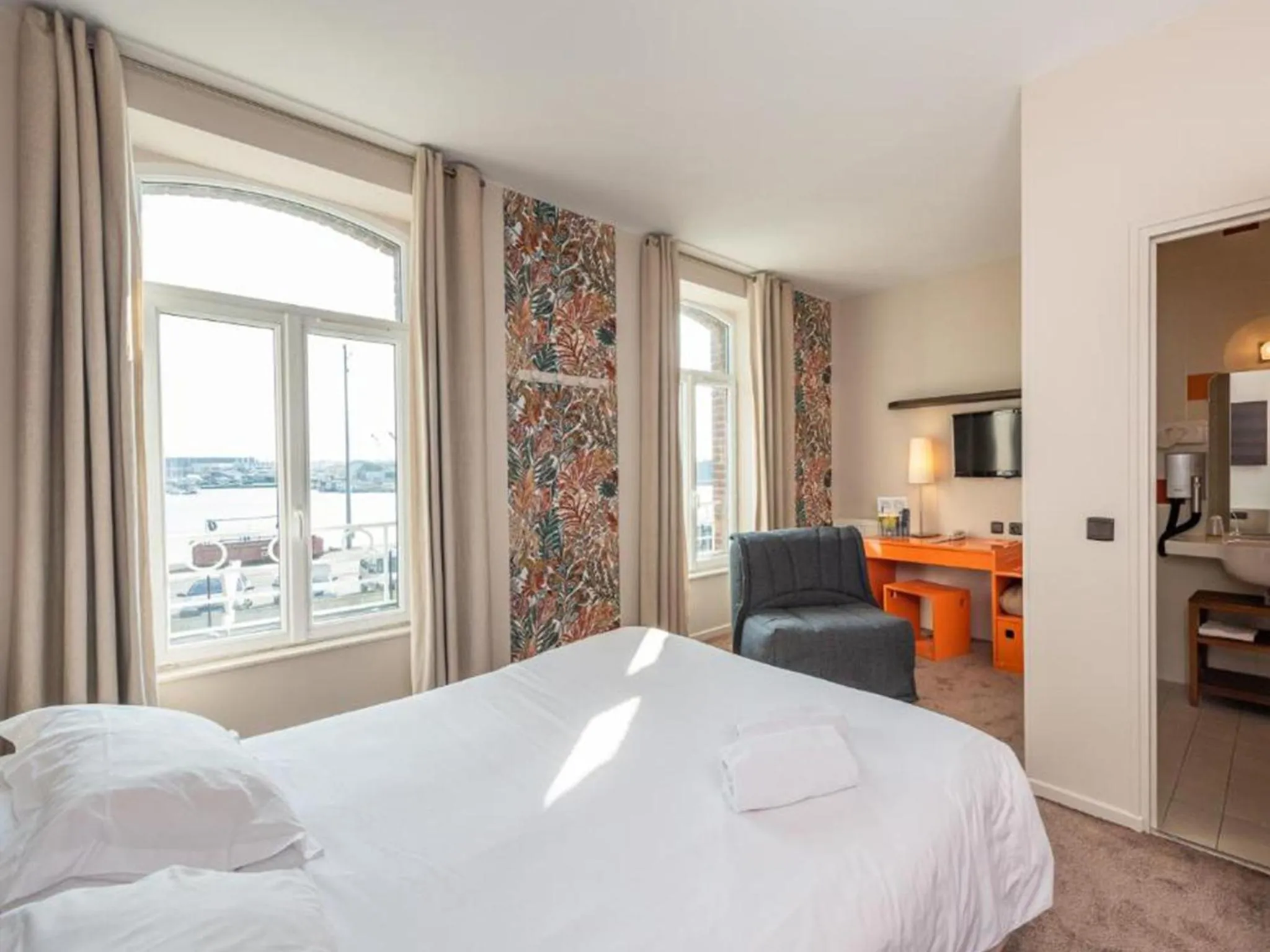 Bedroom, Bed in Otonali hôtel by Breizh Café