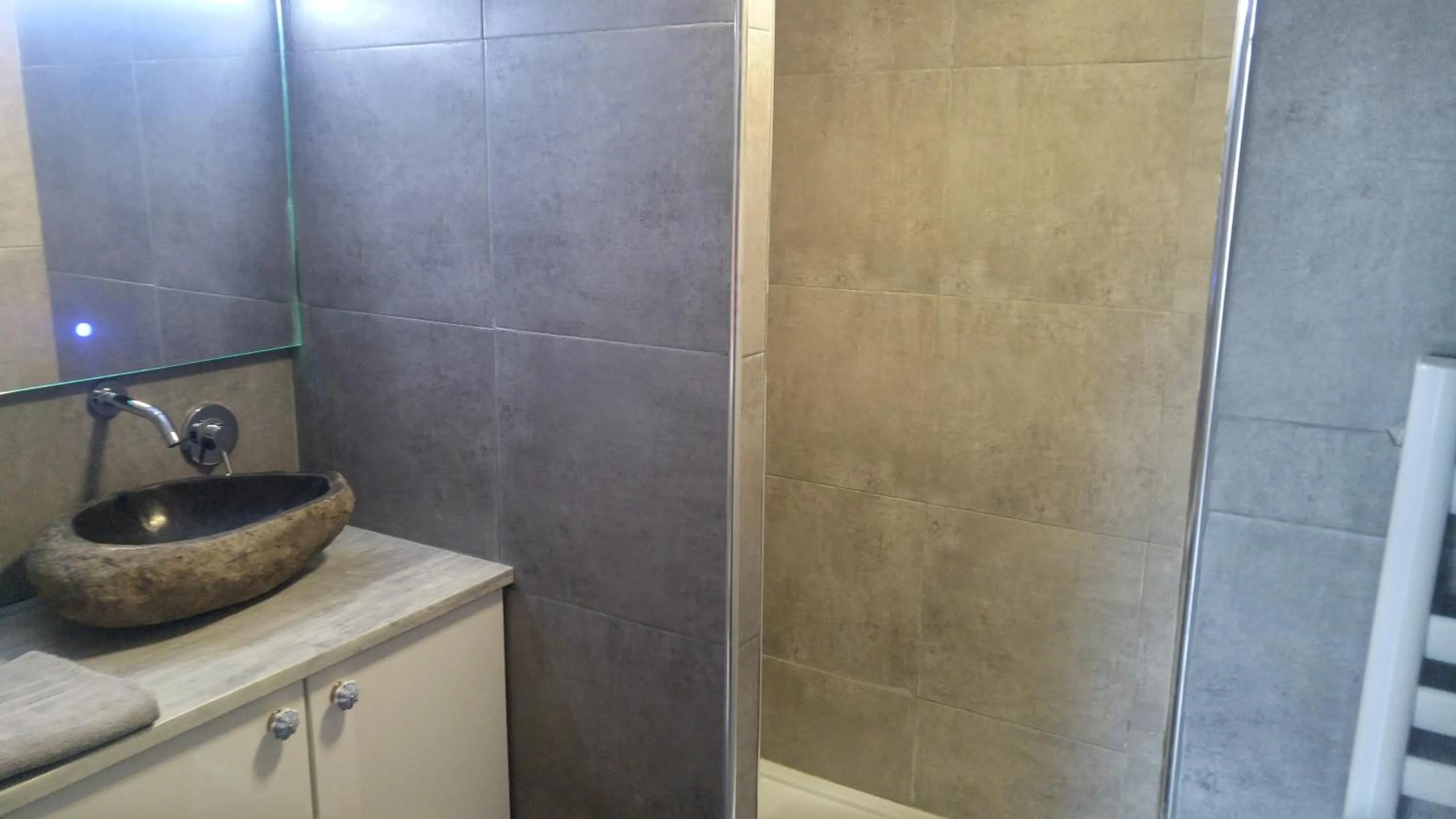 Bathroom in Hostel du lapin blanc