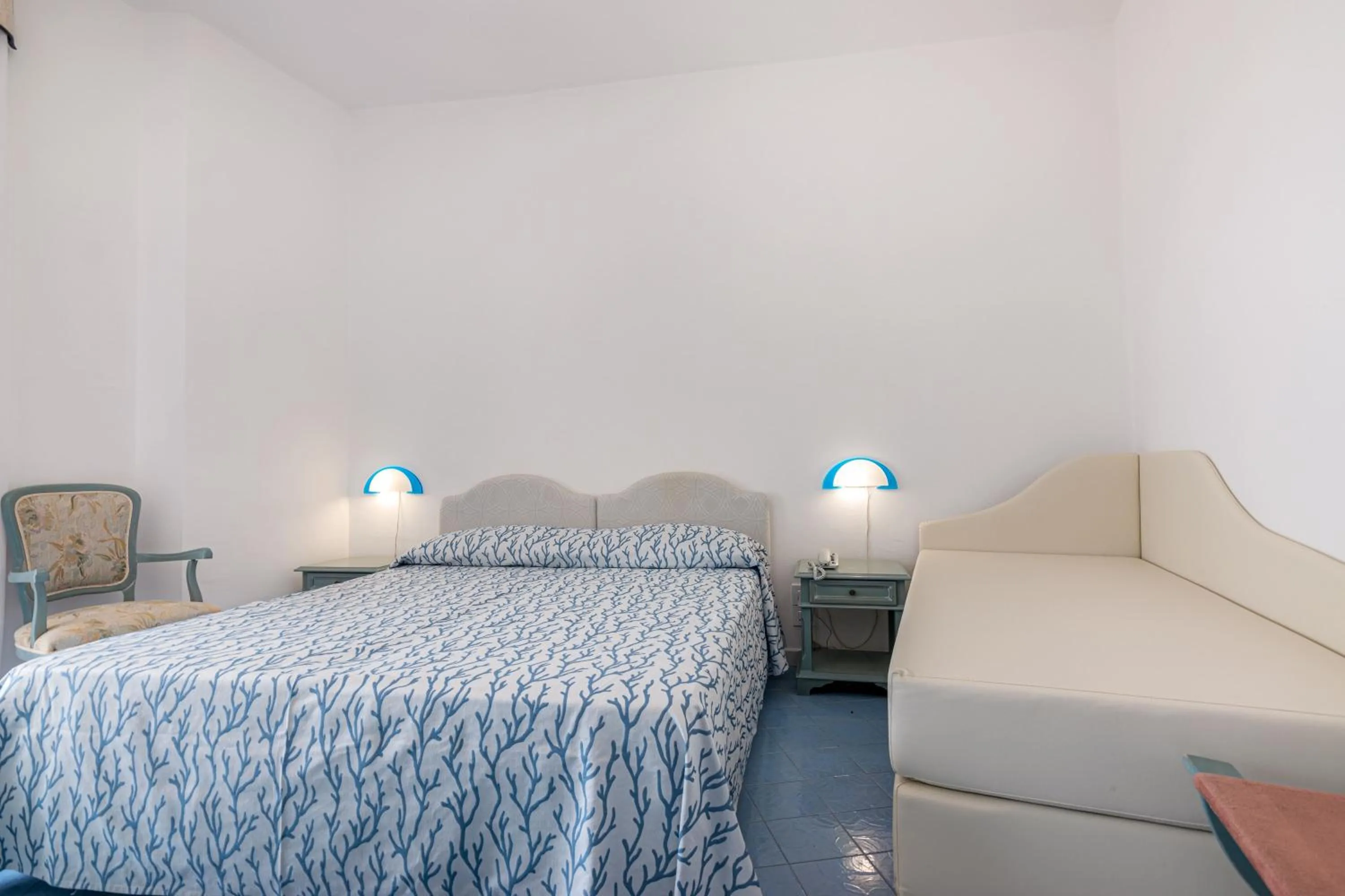 Bedroom, Bed in Hotel Poseidon