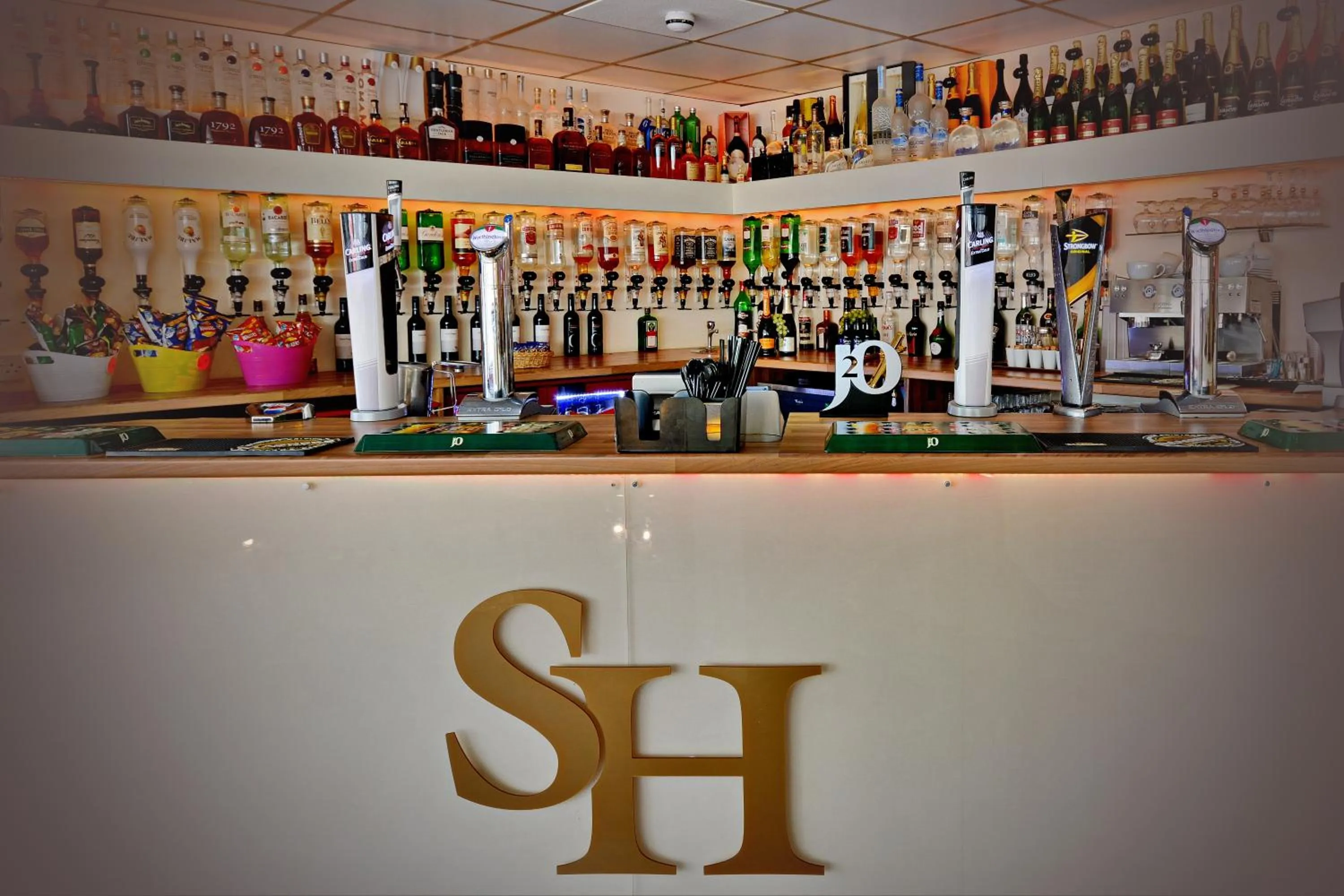 Lounge or bar in Stuart hotel