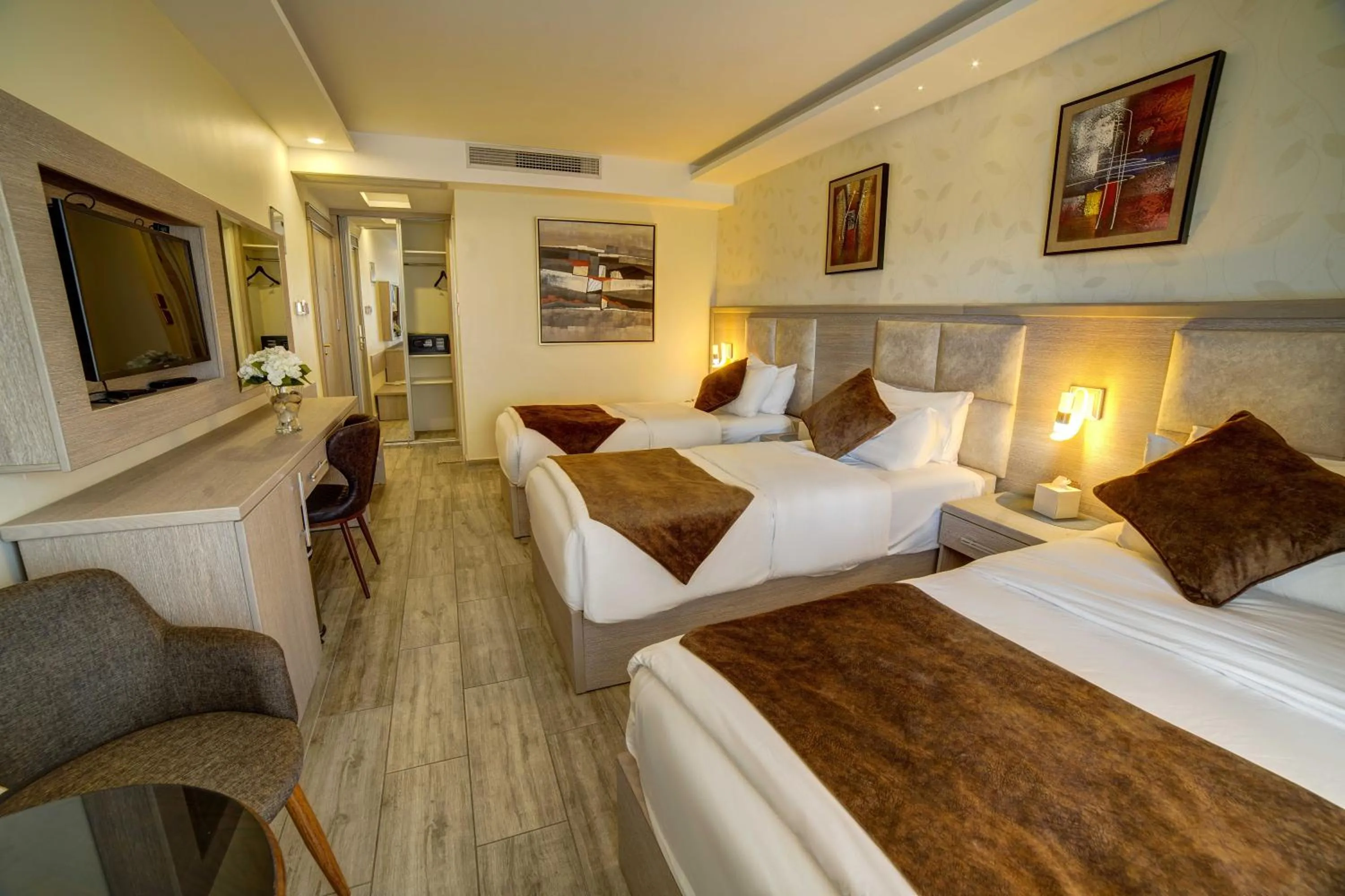 Bed in Laverda Hotel