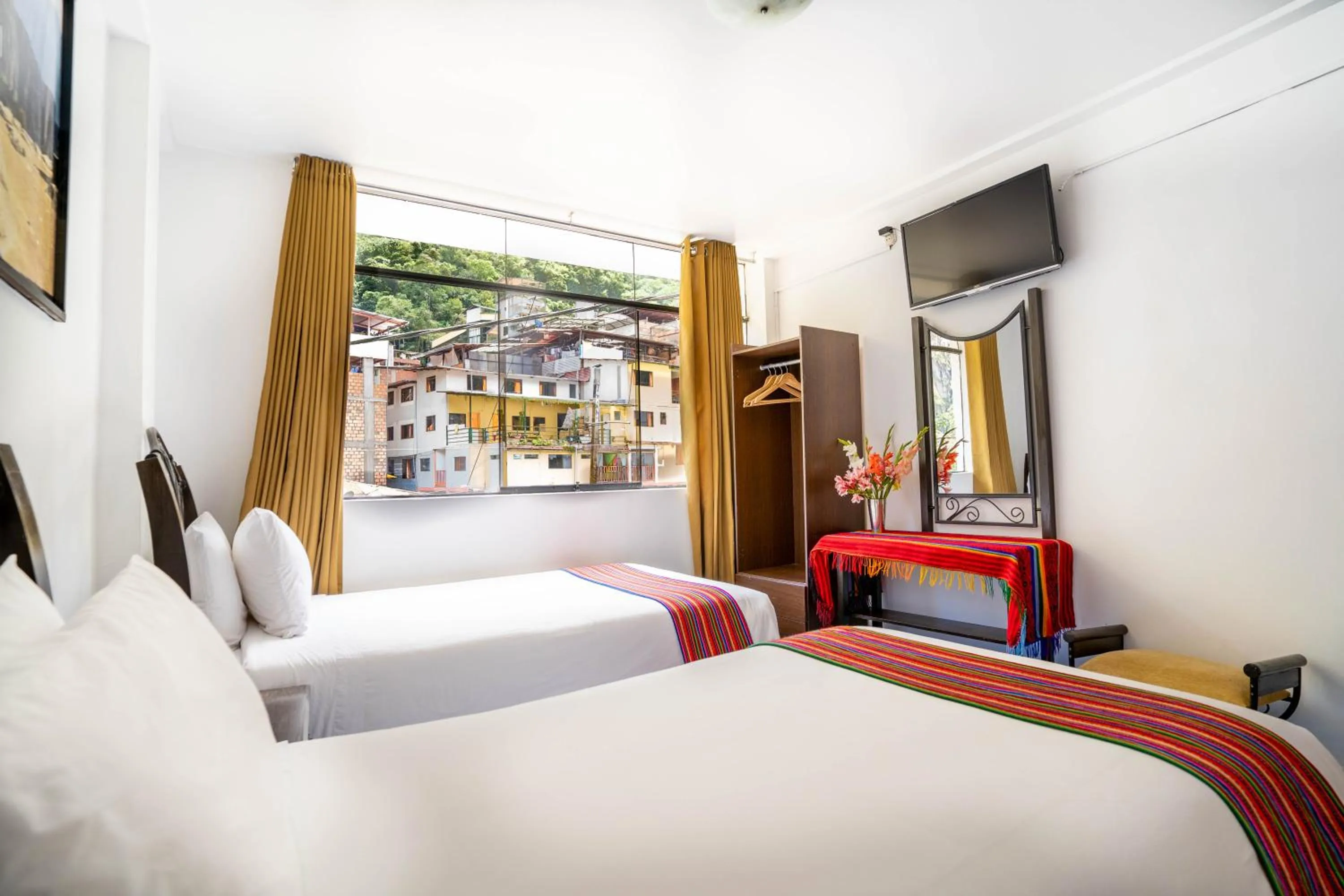 Photo of the whole room, Bed in Hotel Machupicchu Inn