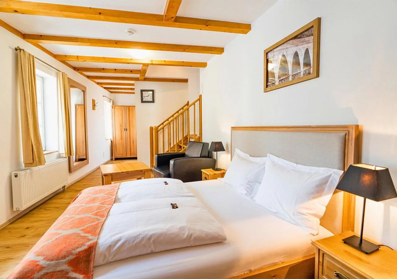 Bedroom, Bed in Hotel Hahnmühle 1323