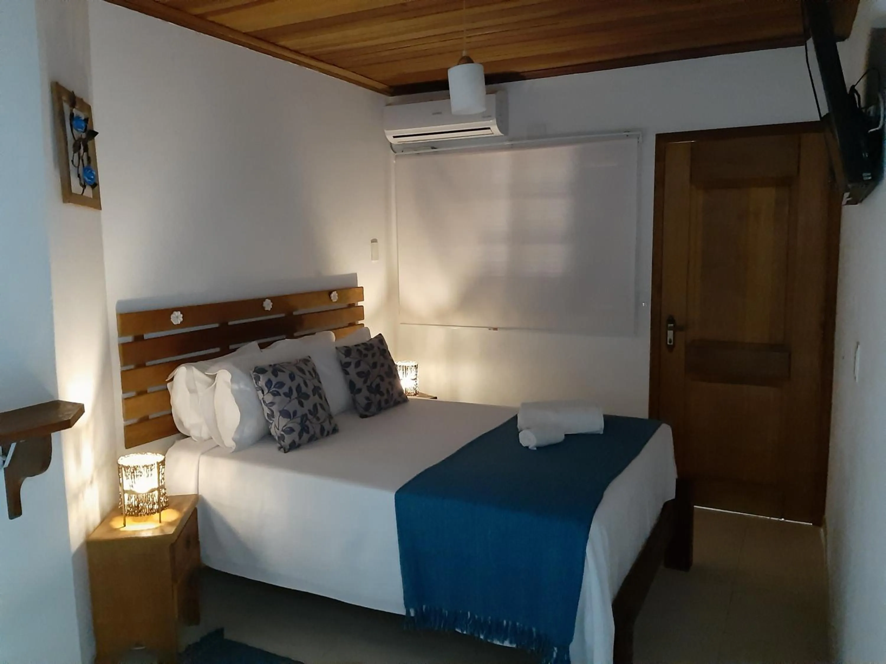 Bed in Pousada Canoa Caiçara Ilhabela