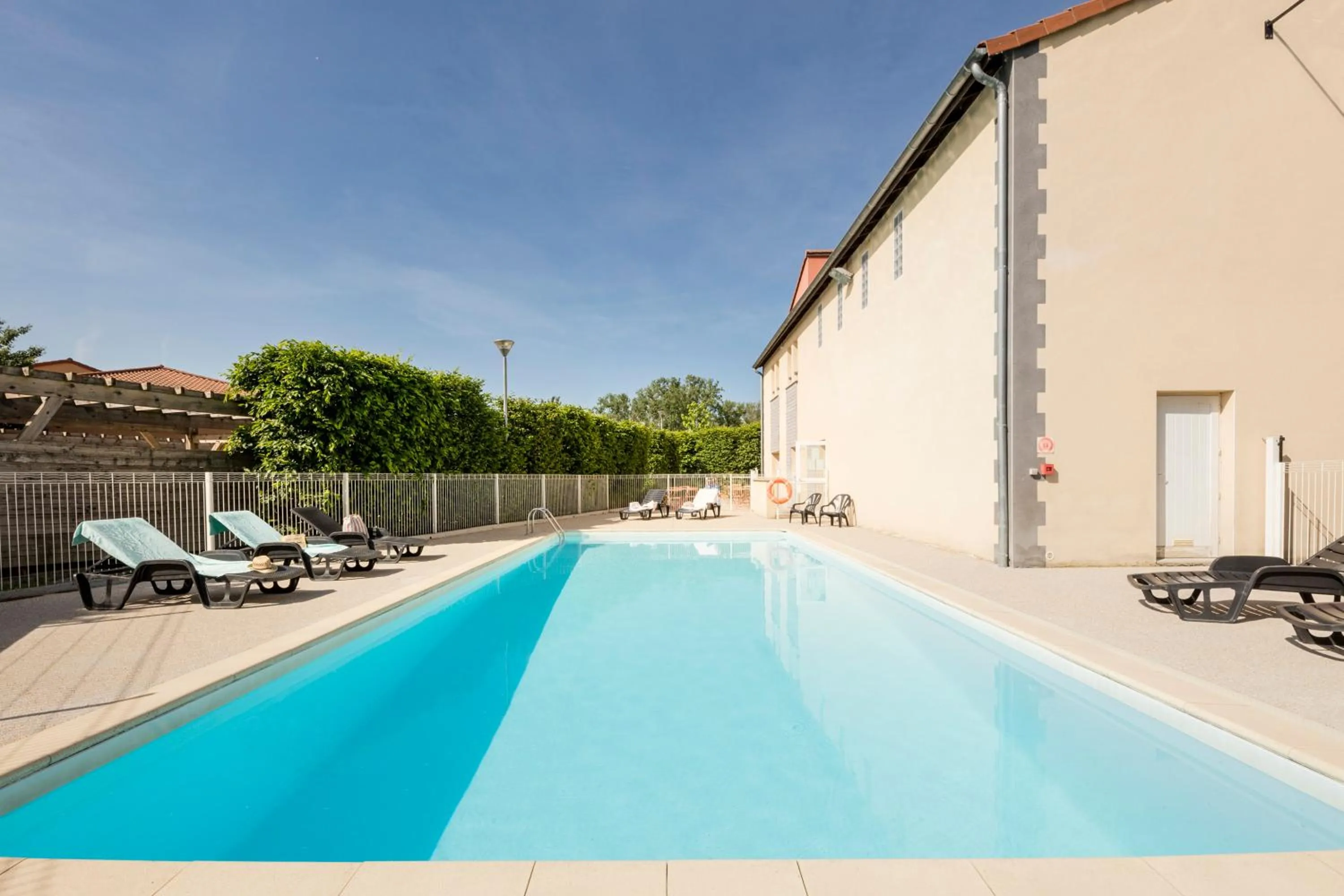 Property building in Garden & City Clermont-Ferrand - Gerzat