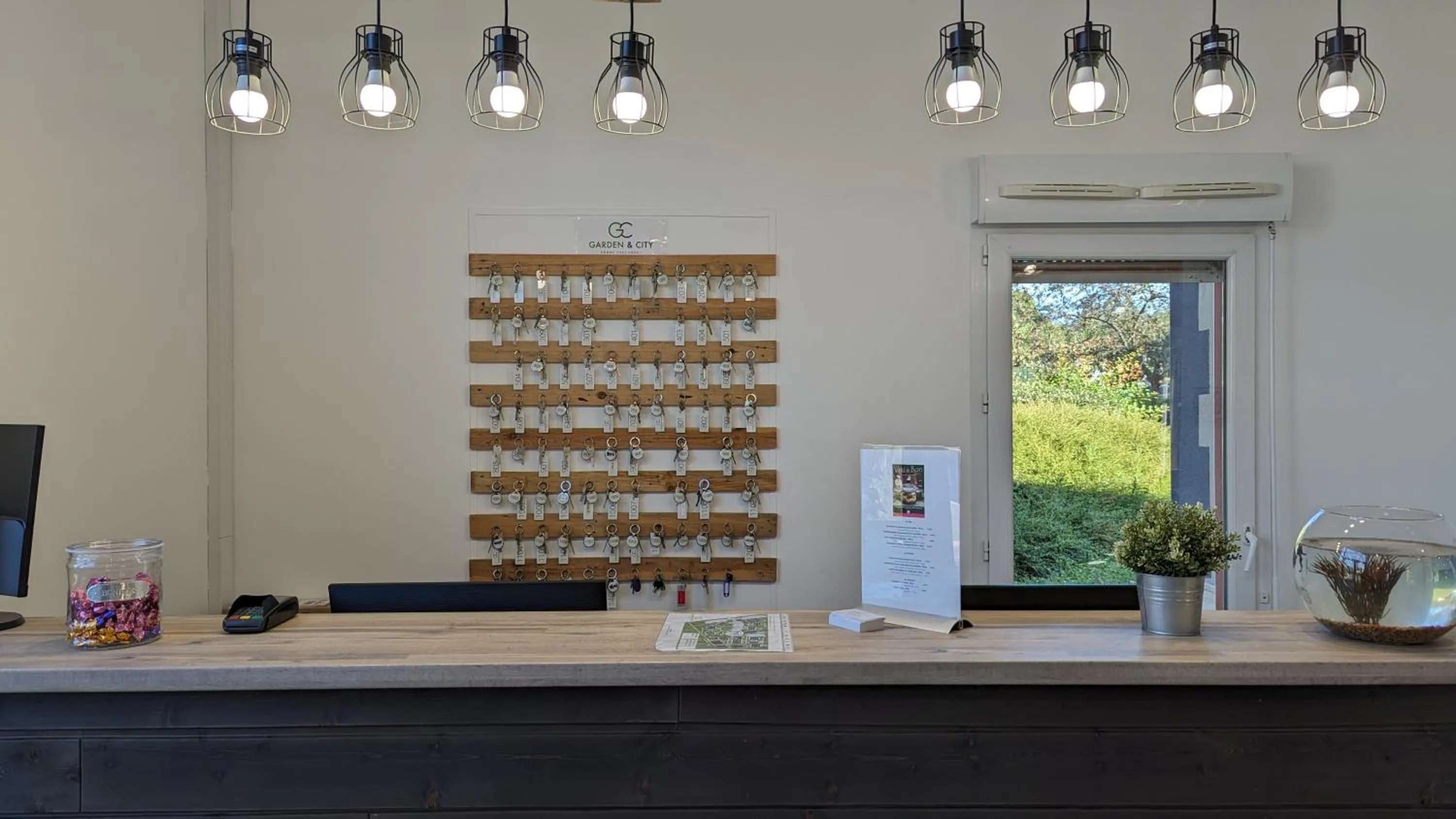 Lobby or reception in Garden & City Clermont-Ferrand - Gerzat