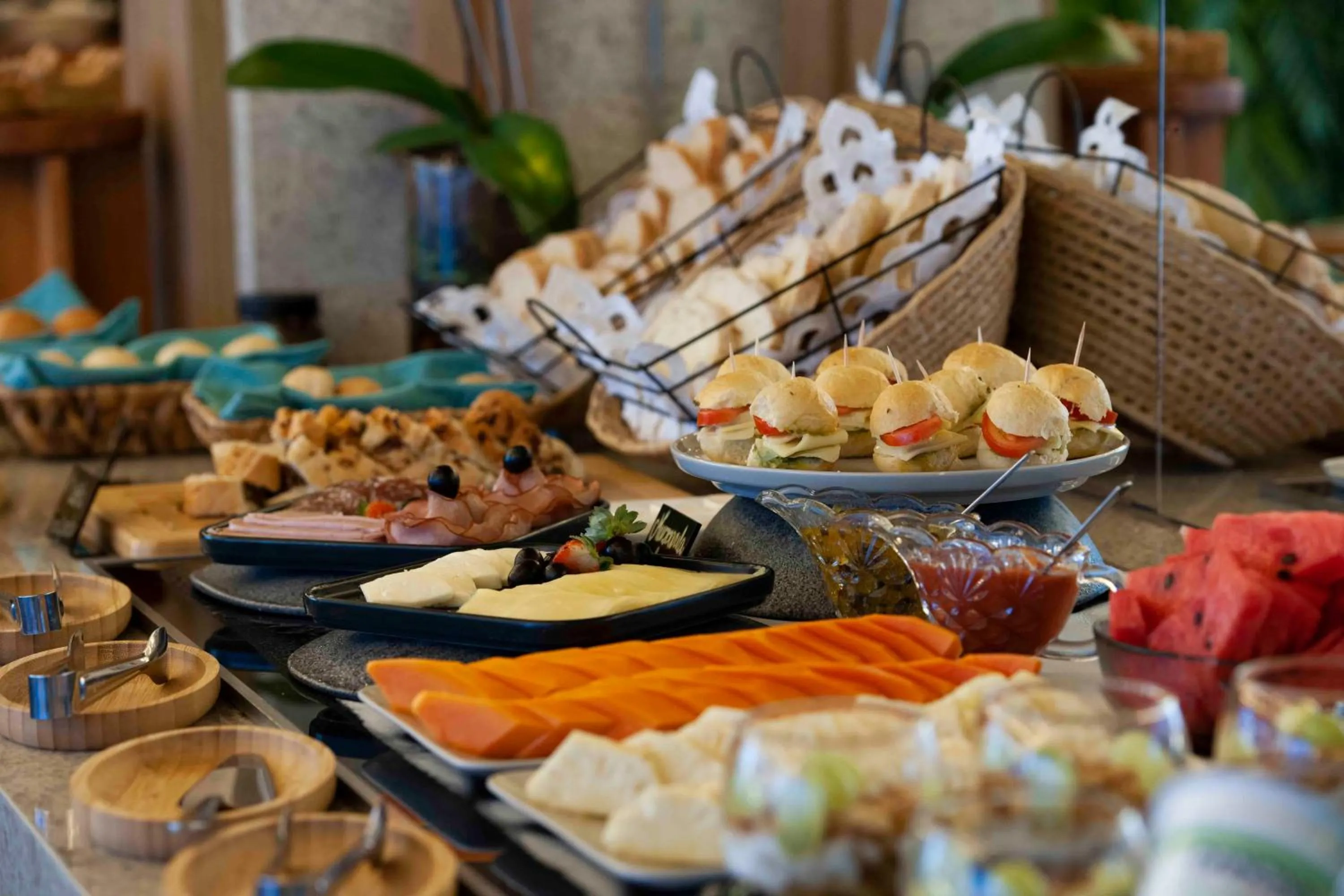 Buffet breakfast in Pousada Antonella