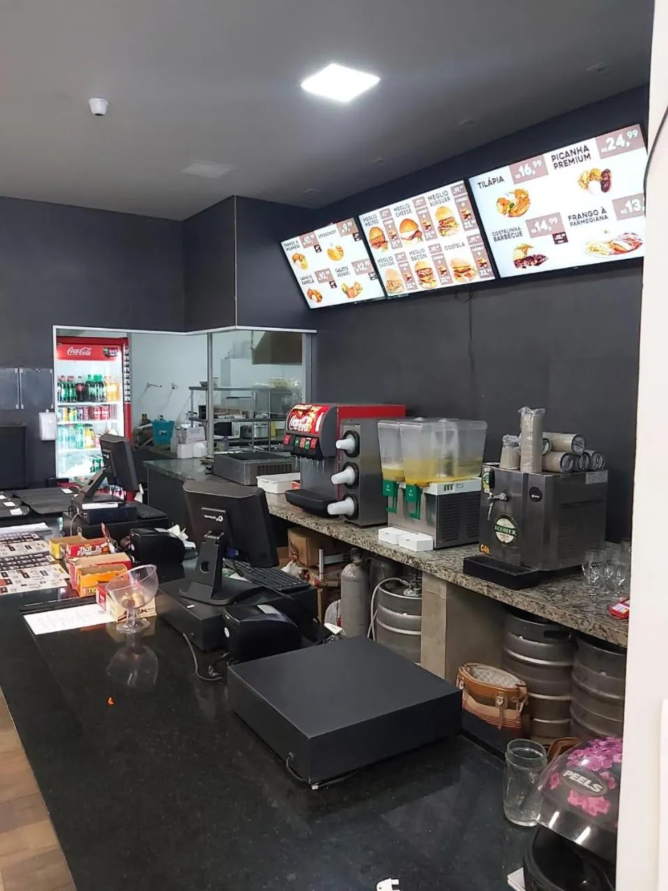 Restaurant/places to eat in Panorama Convention Hotel