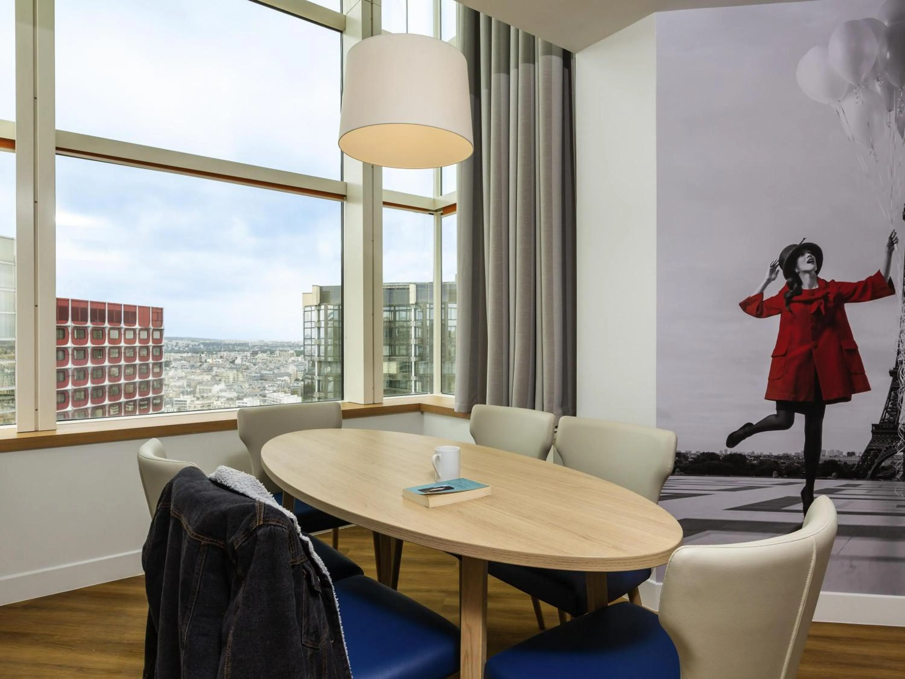 Bedroom in Aparthotel Adagio Paris Centre Tour Eiffel