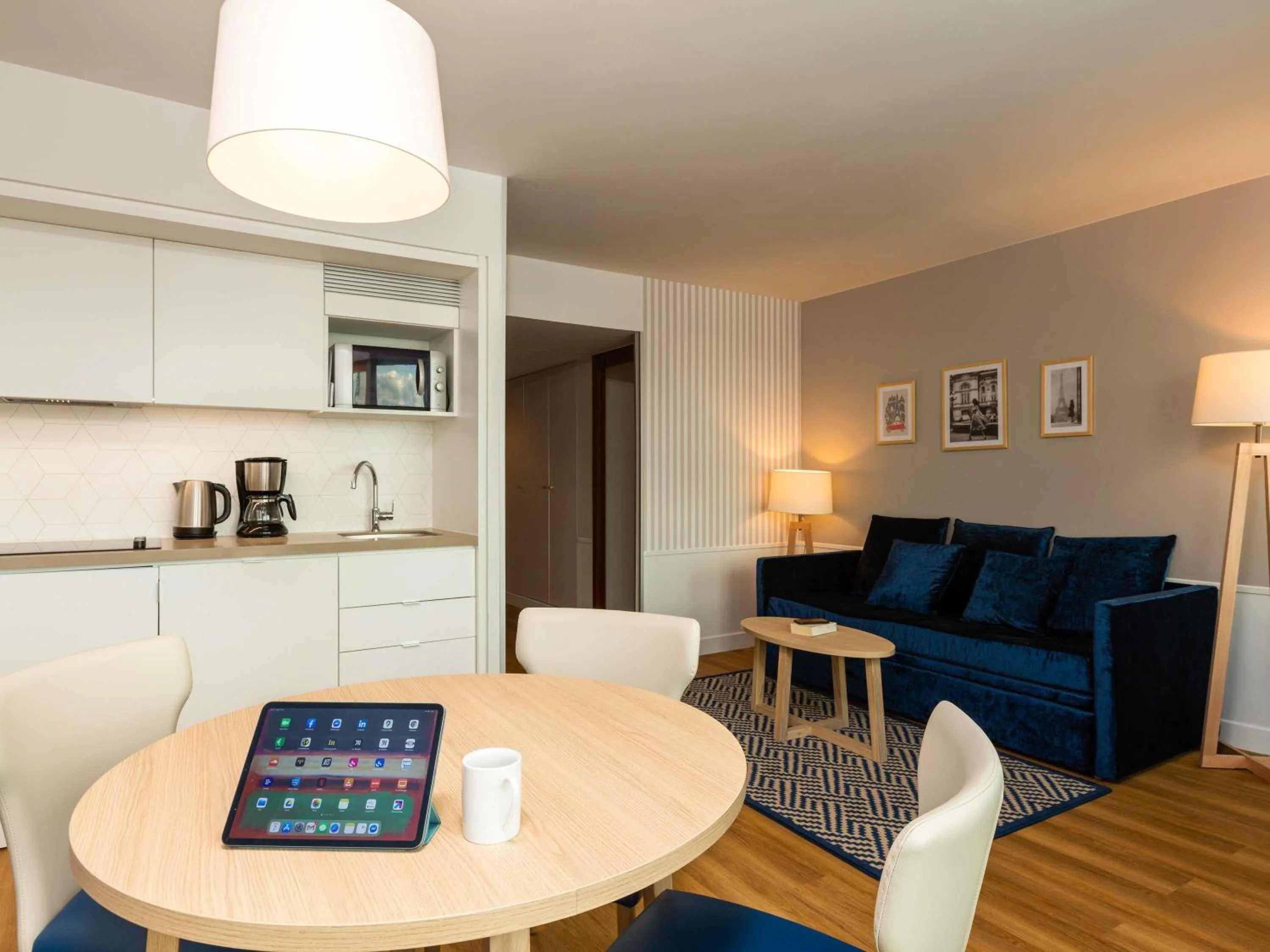 Bedroom in Aparthotel Adagio Paris Centre Tour Eiffel