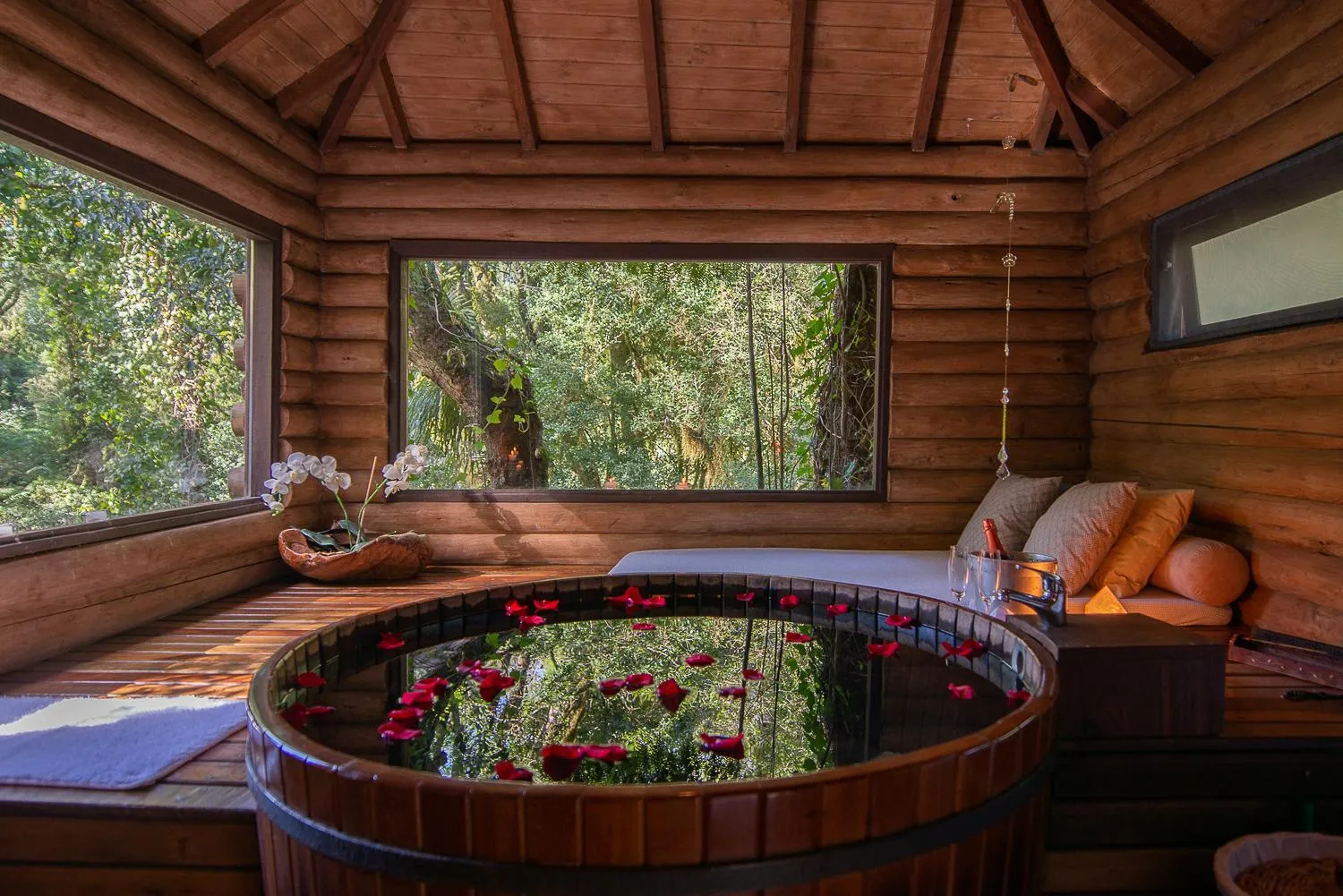 Hot Tub in Pousada do Engenho - Roteiros de Charme