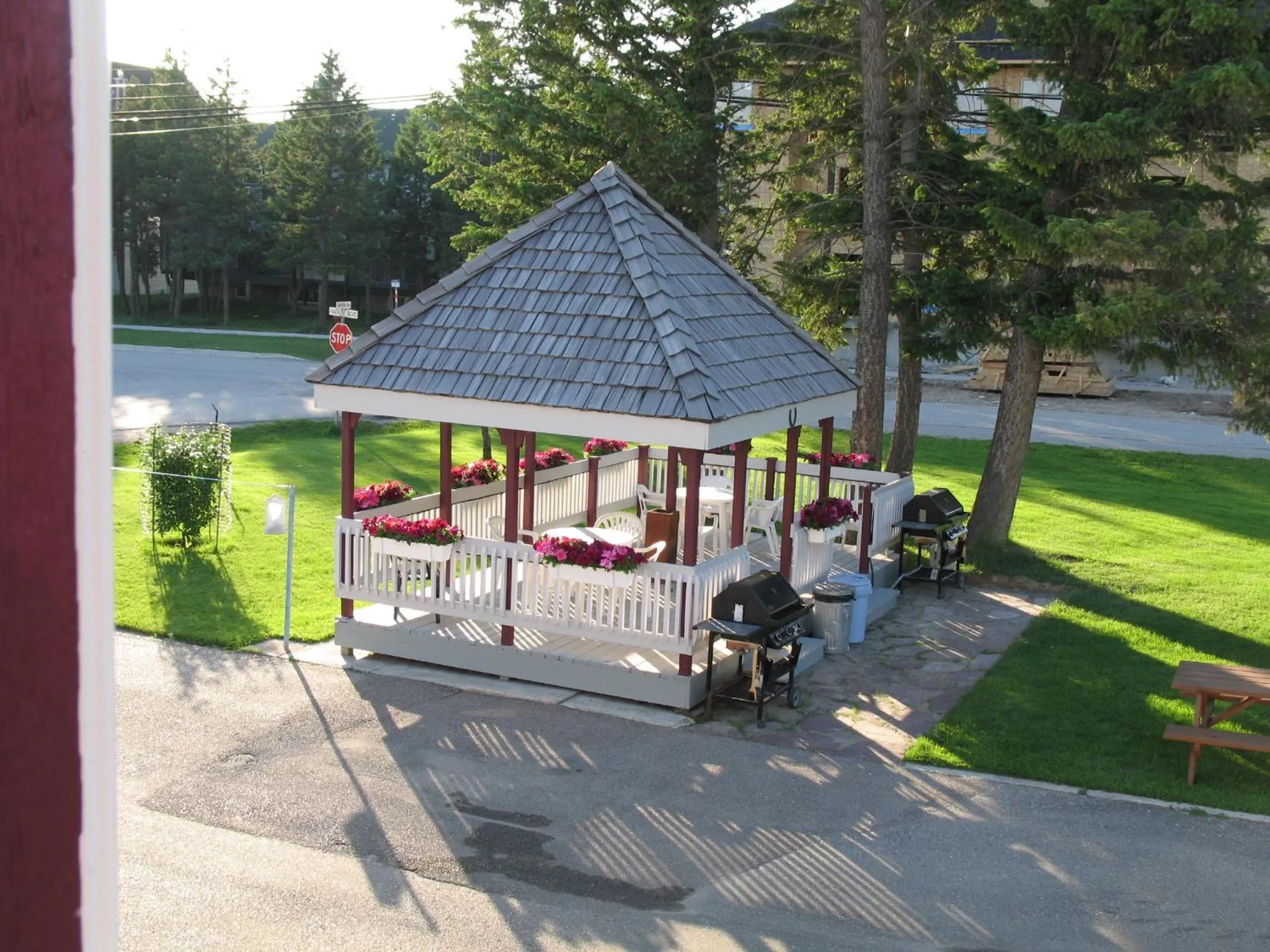 Facade/entrance in Mountain Springs Motel