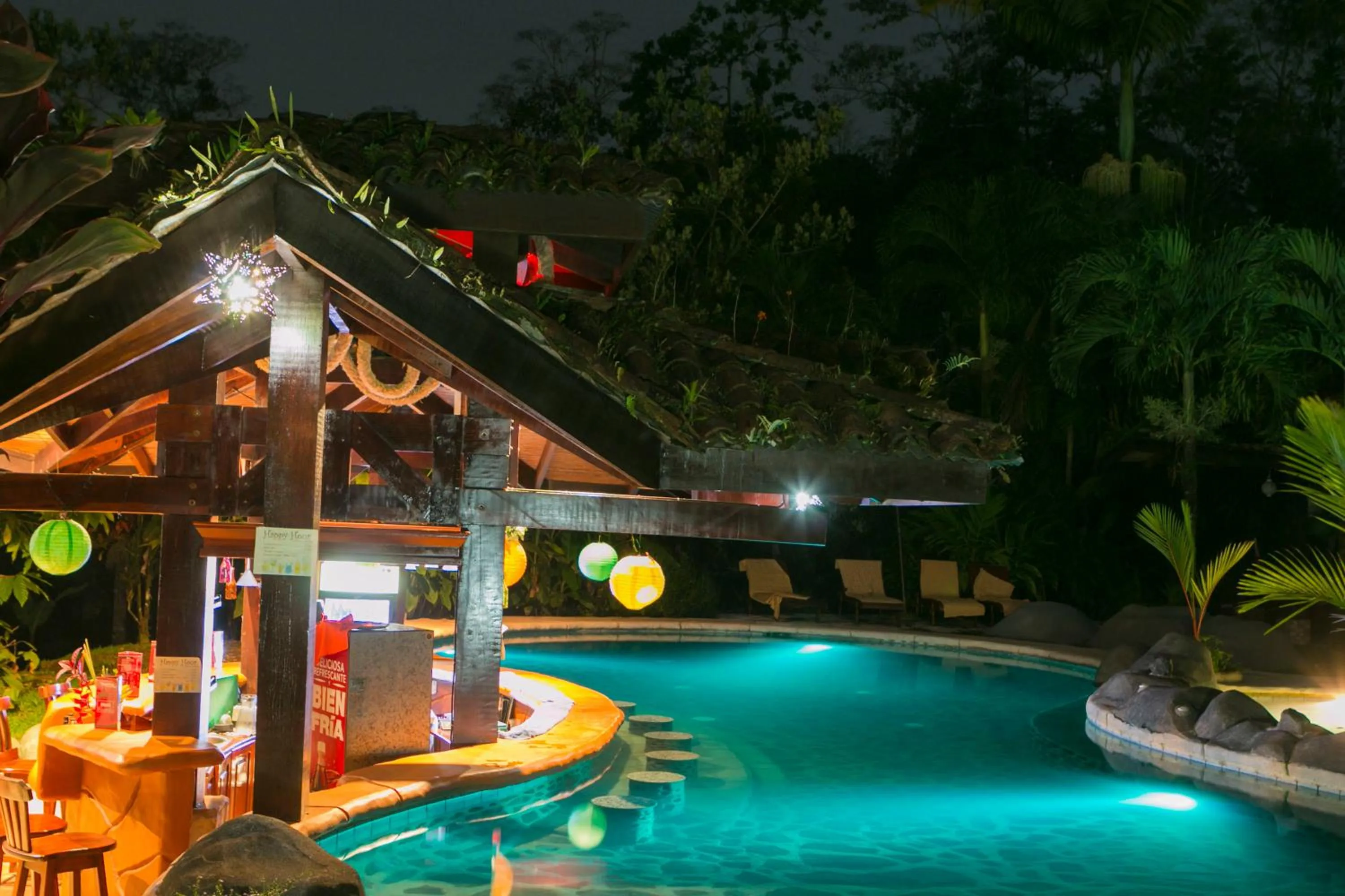 Lounge or bar in Hotel Mountain Paradise