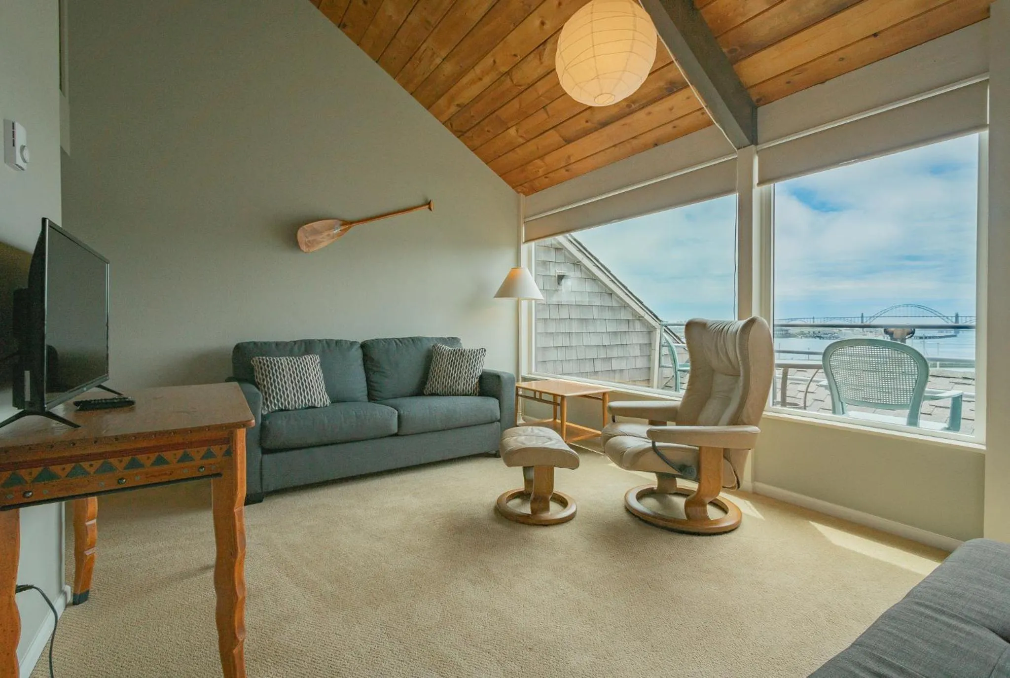 Seating area in Embarcadero Resort