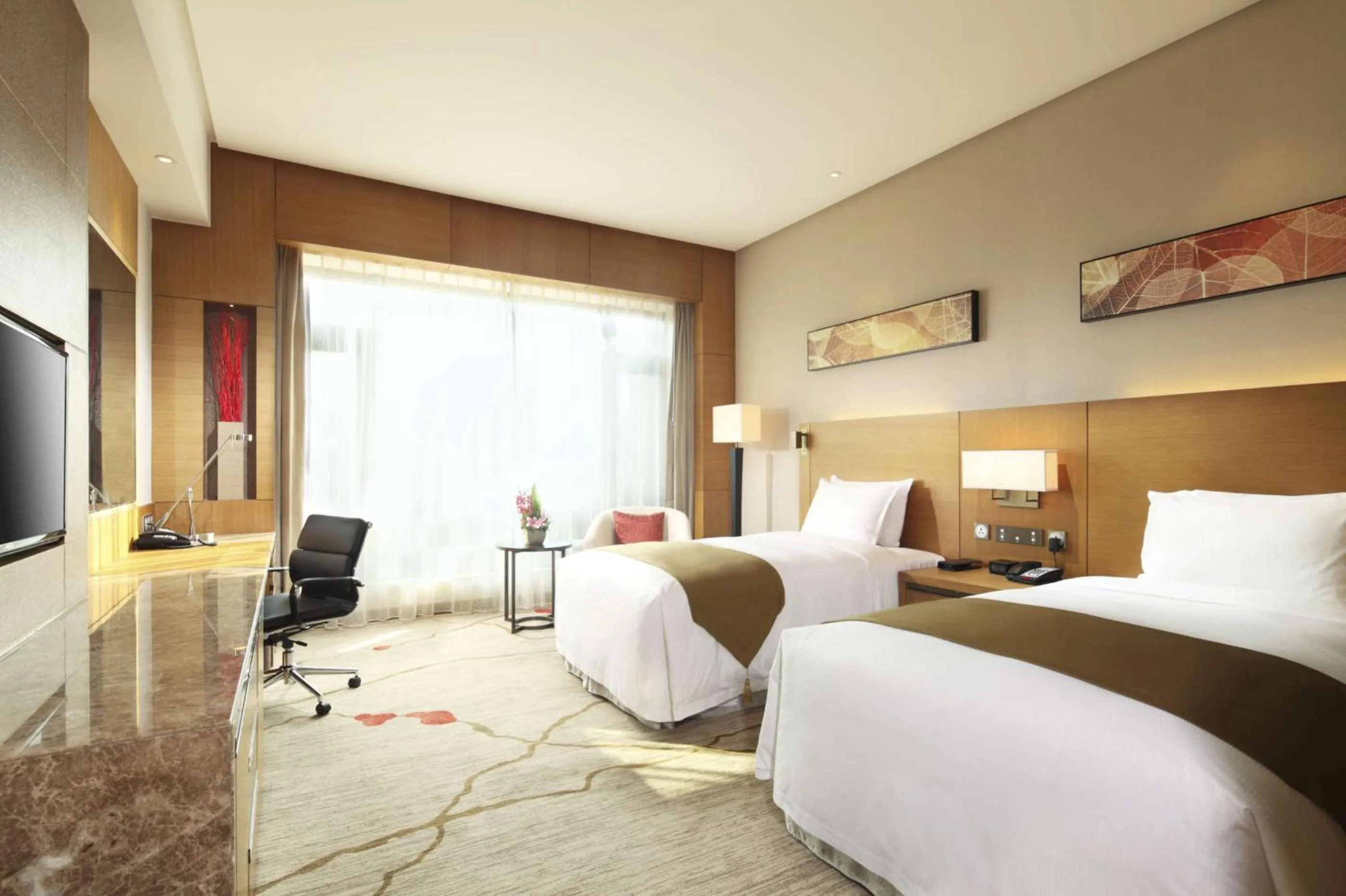 Bedroom, Bed in DoubleTree By Hilton Jiaxing