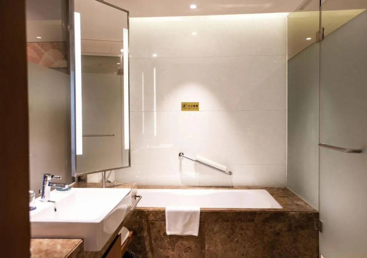 Bathroom in DoubleTree By Hilton Jiaxing