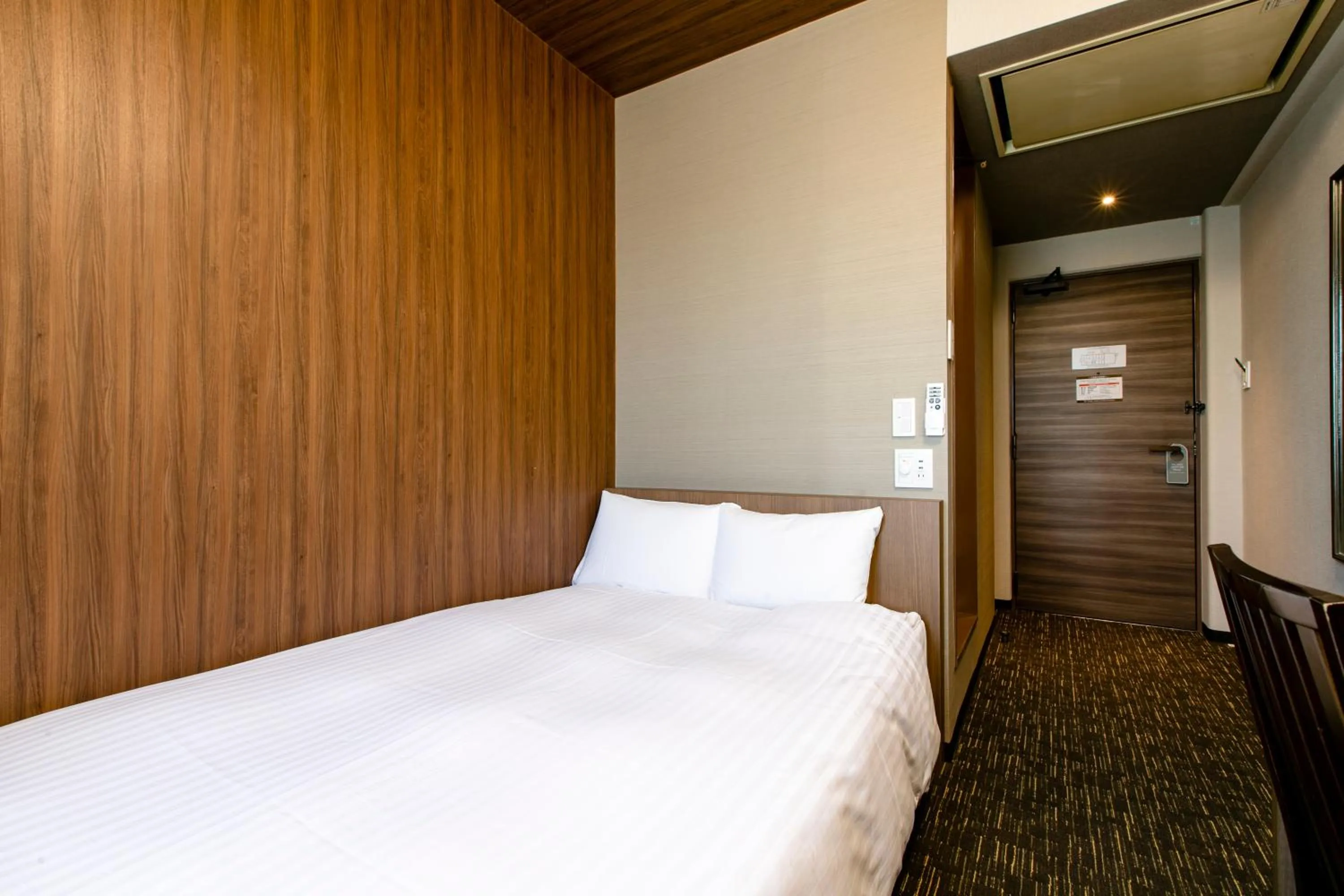 Photo of the whole room, Bed in KOKO STAY Sagamihara - formerly Hotel Wing International Sagamihara