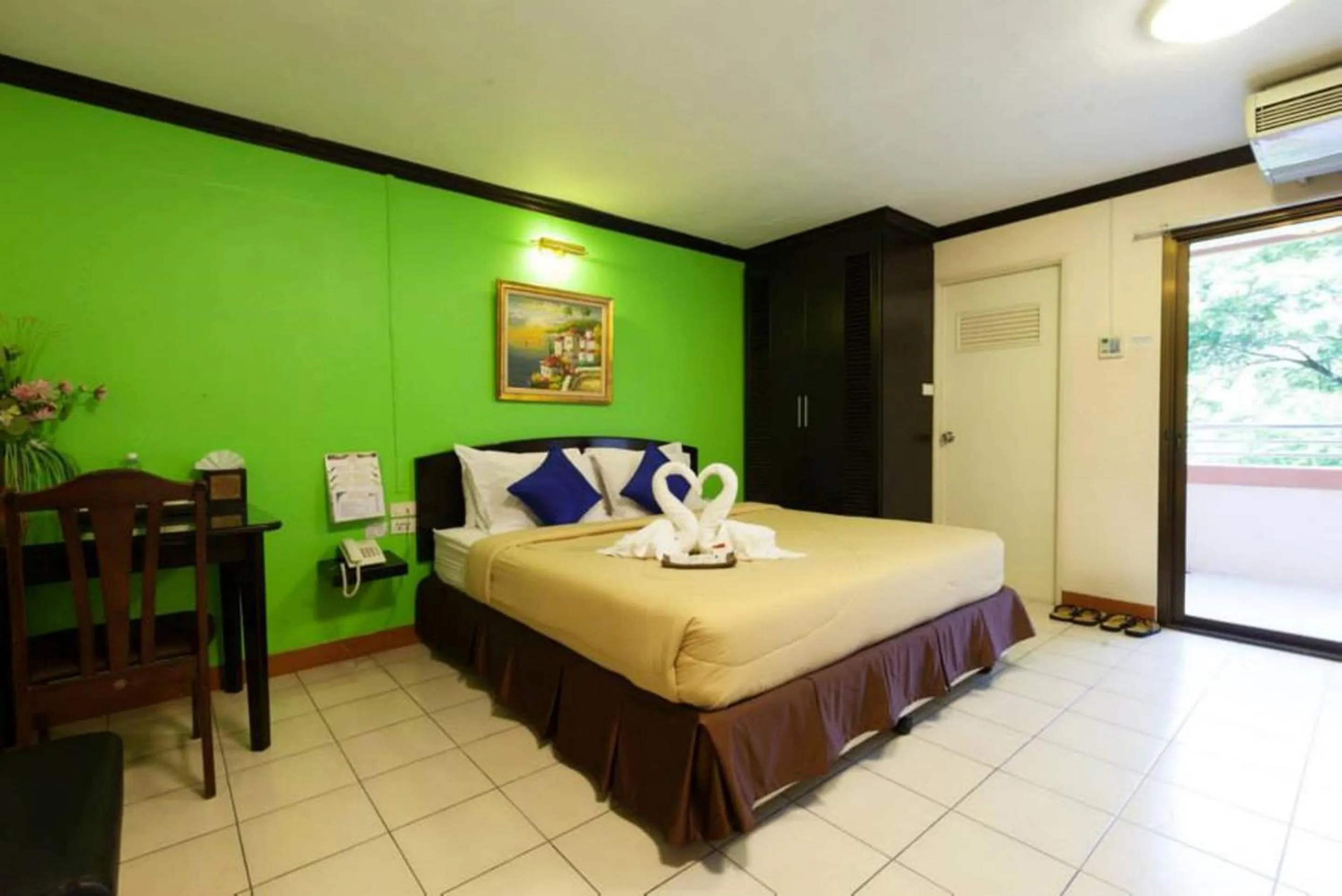 Day in Grand Mandarin Residence