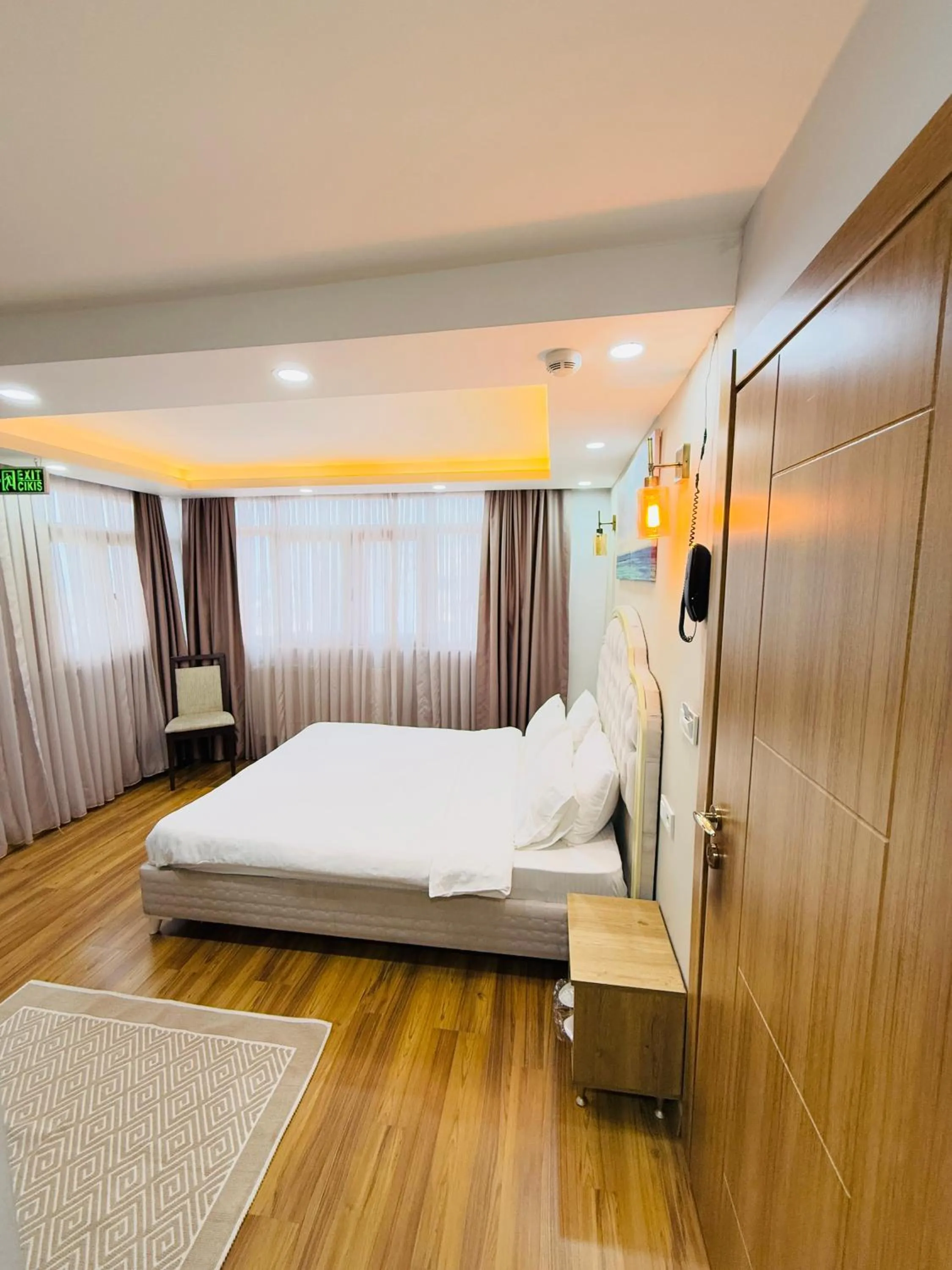 Photo of the whole room, Bed in PALMERA OLD CITY