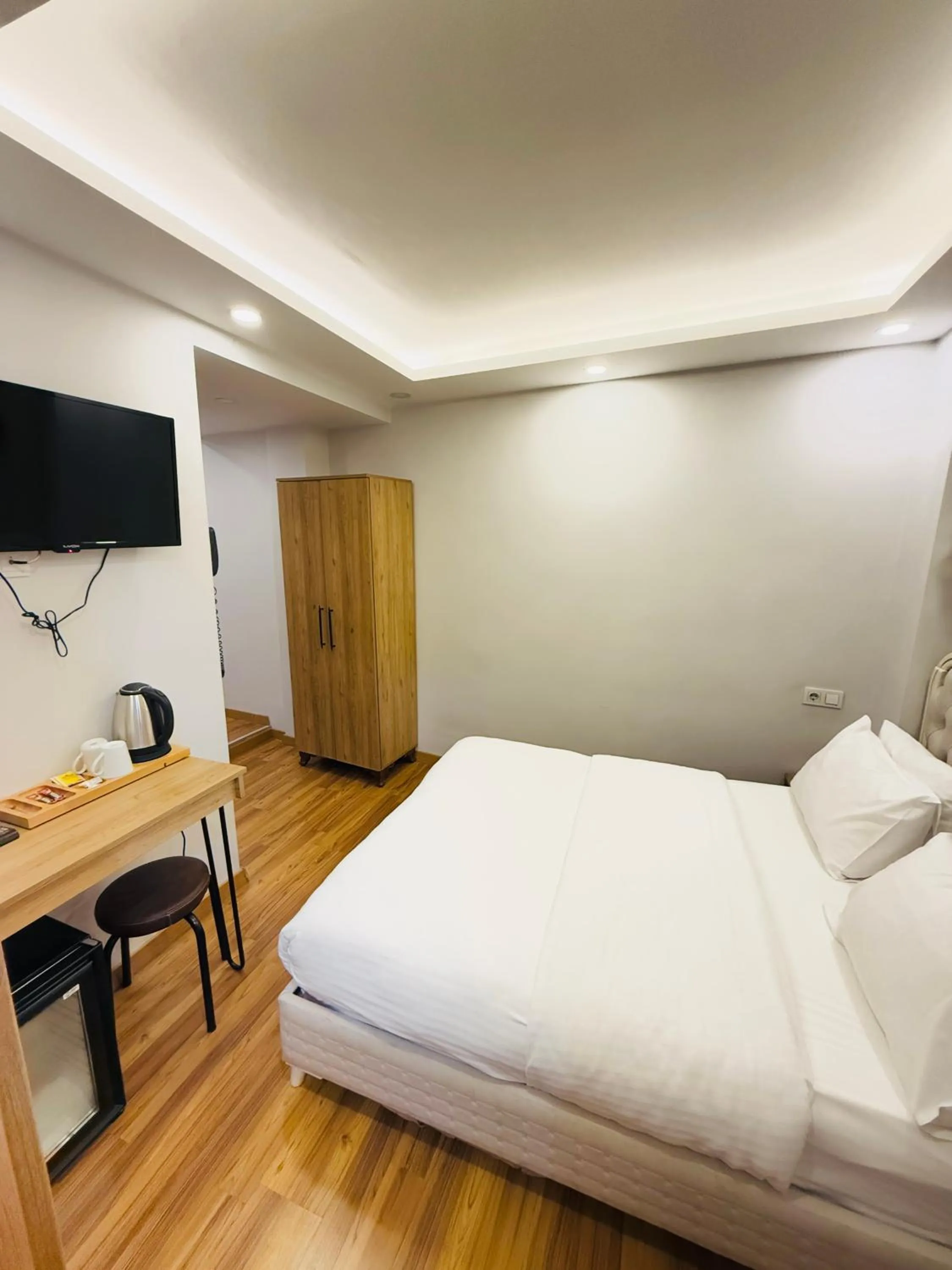 Photo of the whole room, Bed in PALMERA OLD CITY