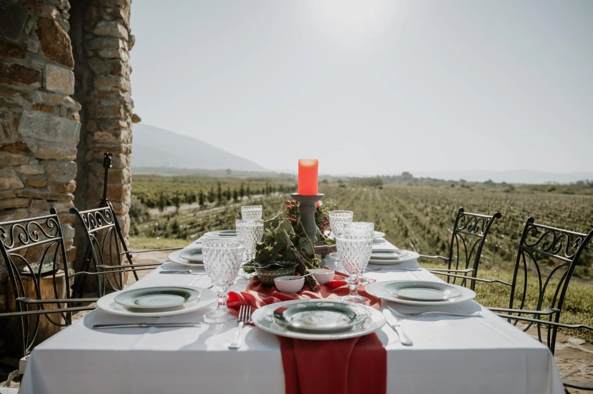 Restaurant/places to eat in Chateau Copsa Complex