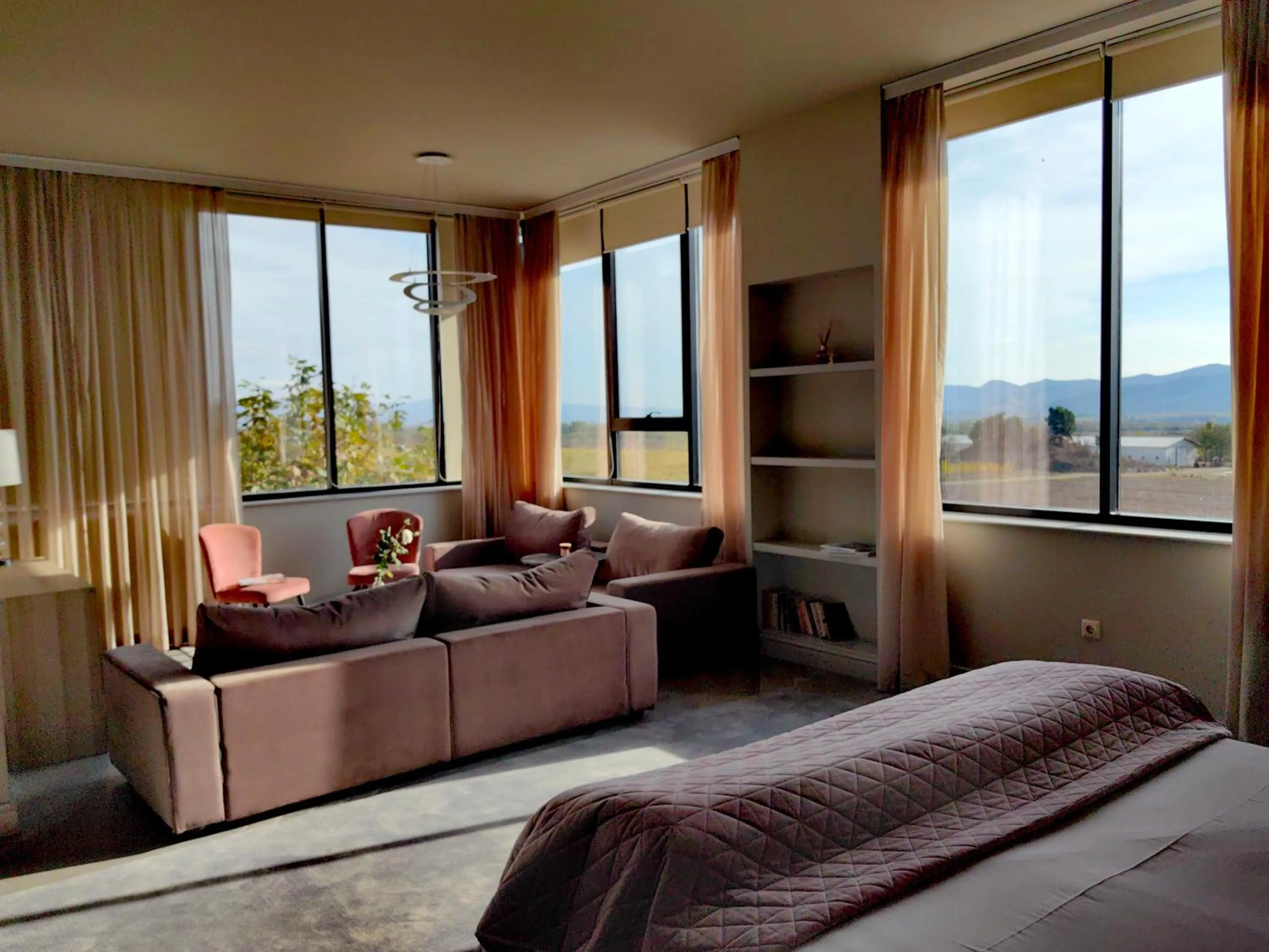 Natural landscape, Bed in Chateau Copsa Complex