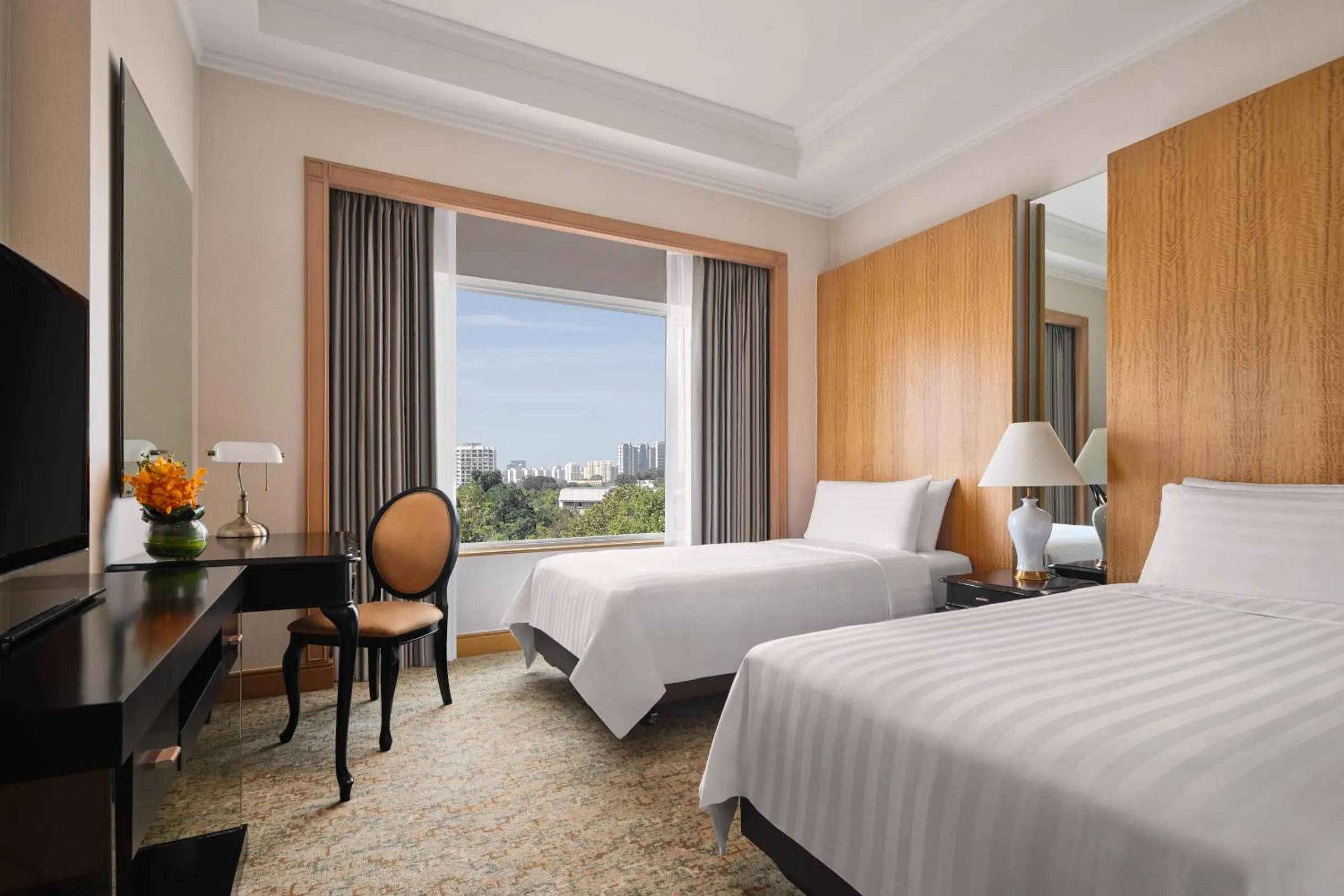 Bedroom, Bed in Shangri-La Apartments