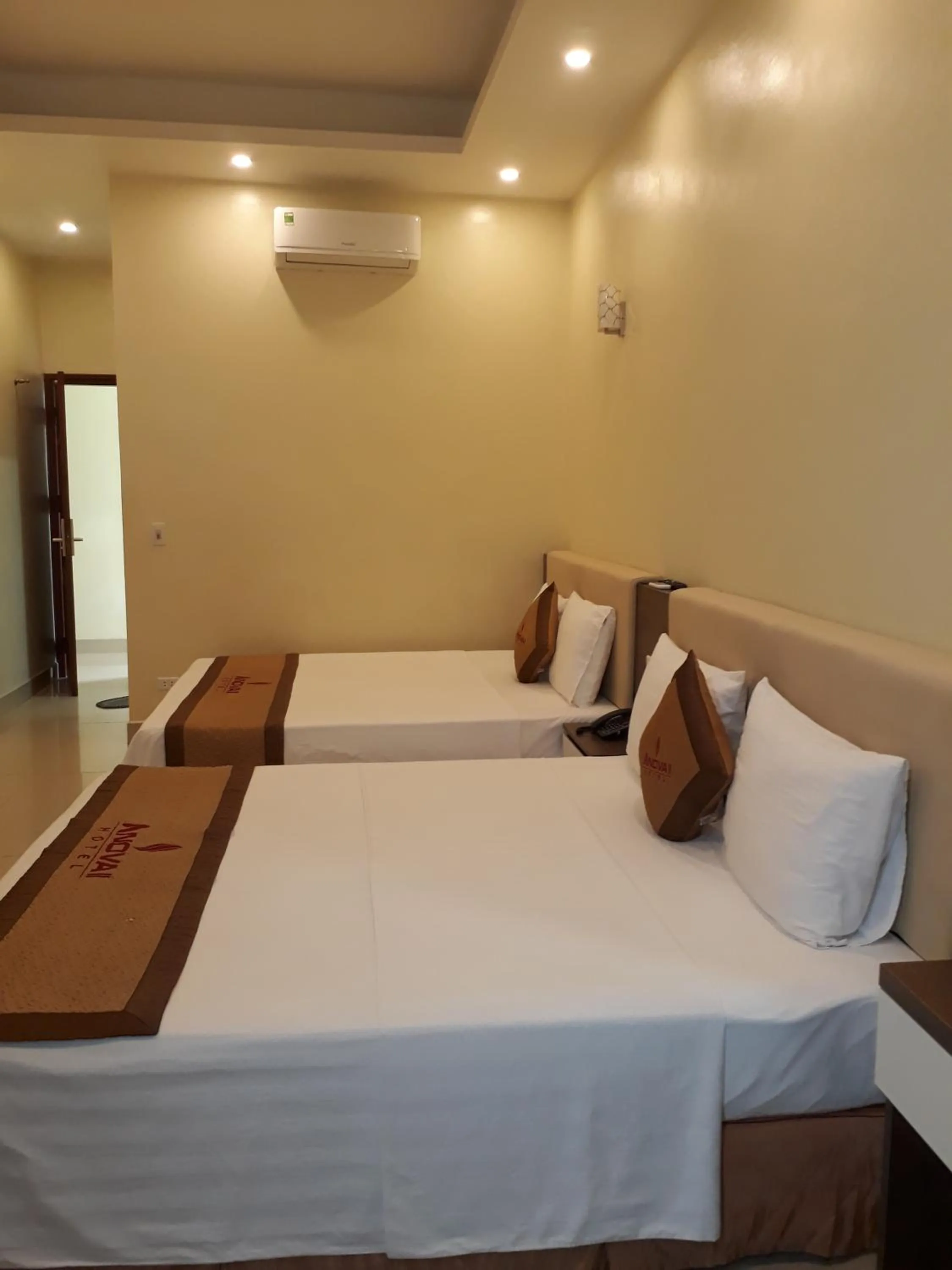 Bed in Anova 2 Hotel