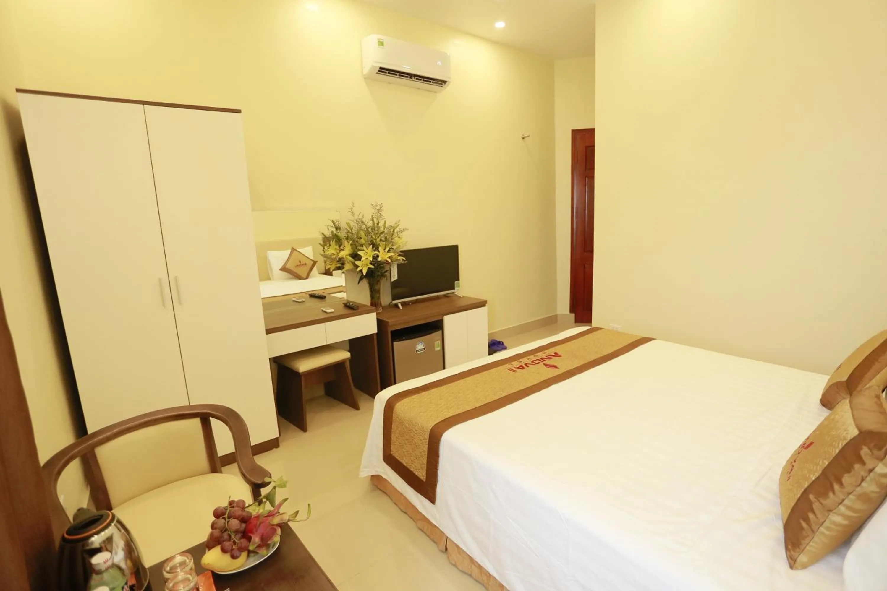 Bed in Anova 2 Hotel