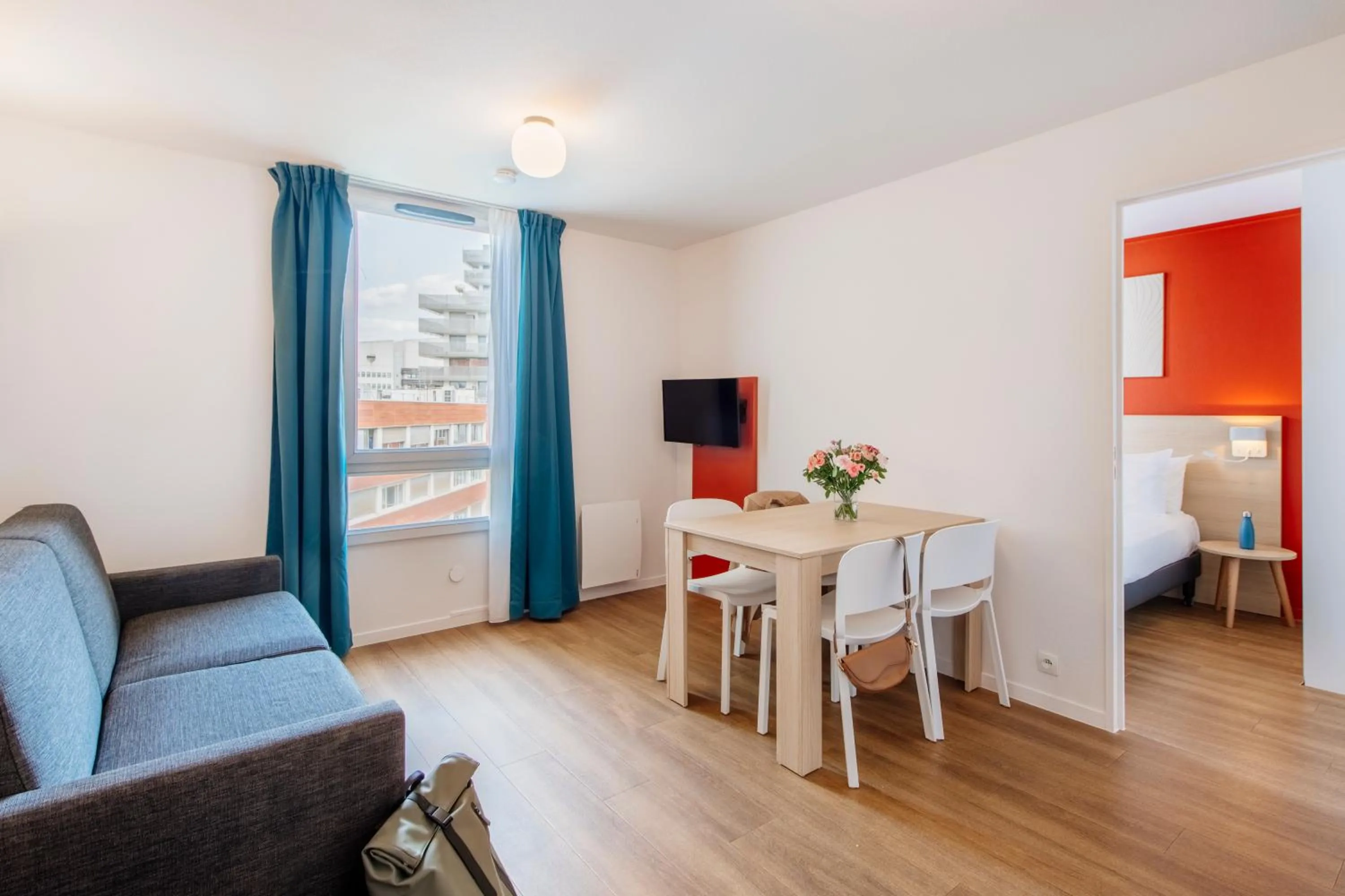 Seating area in Aparthotel Adagio Access Paris Saint-Denis Pleyel