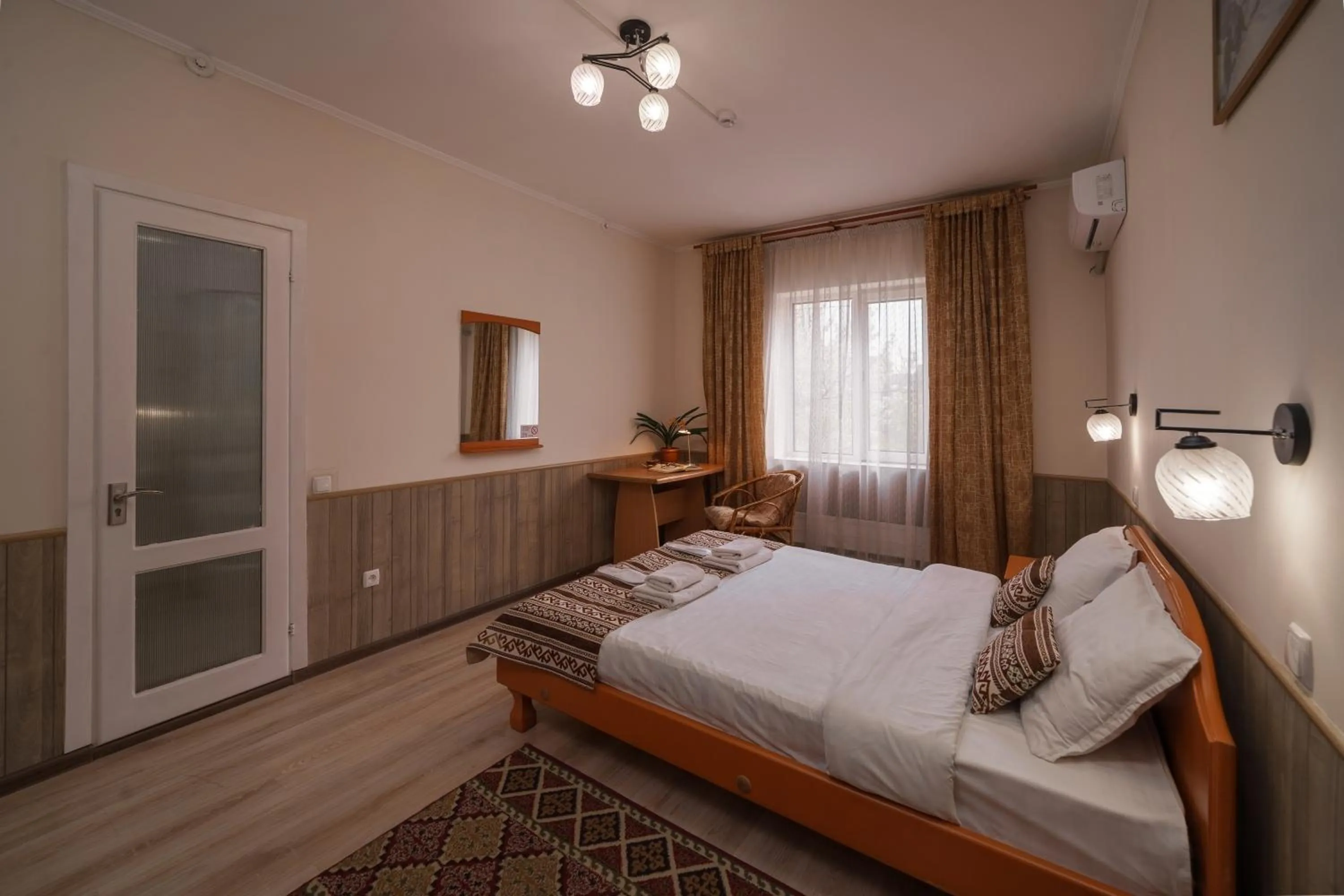 Bed in Alpinist Hotel