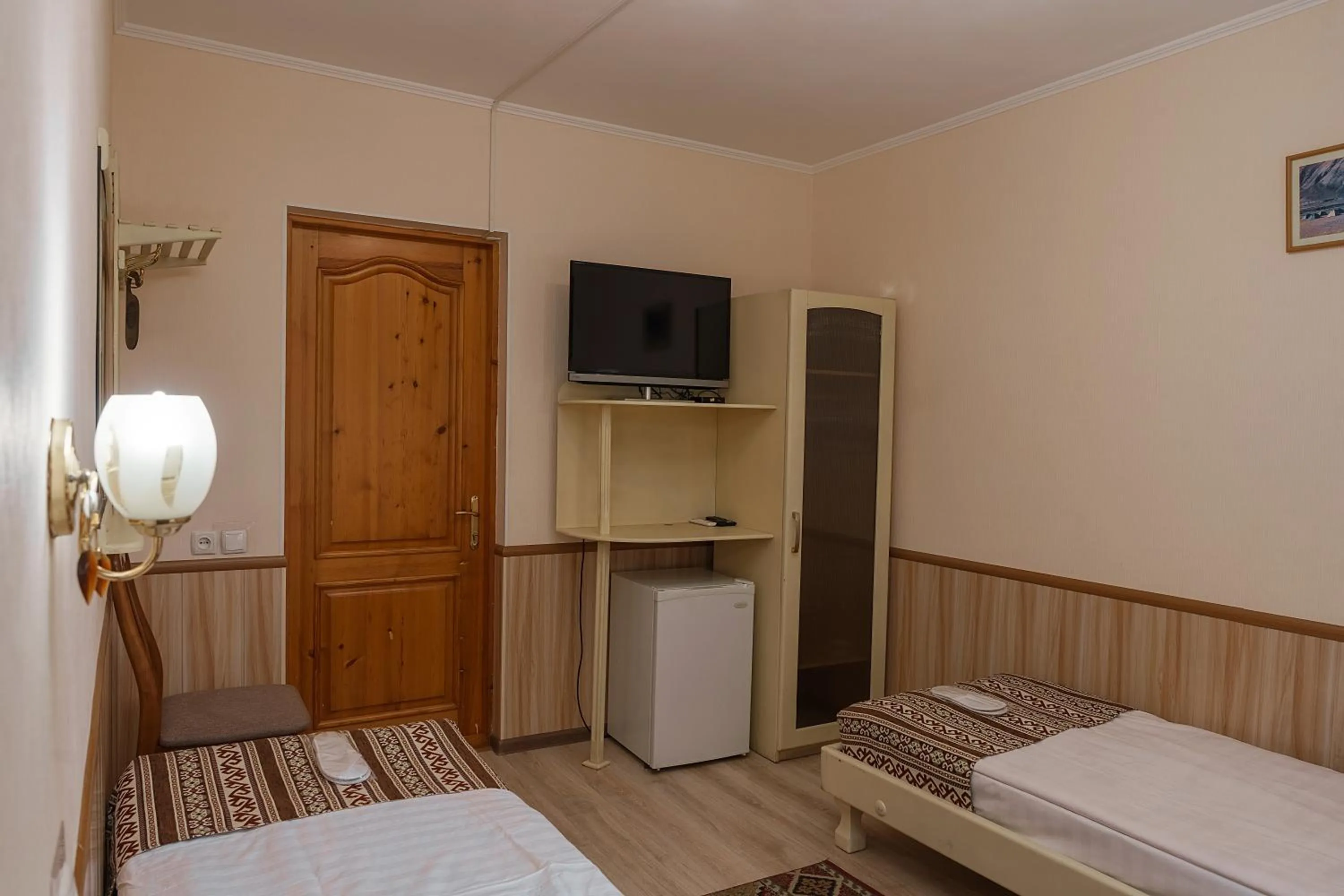 Bed in Alpinist Hotel