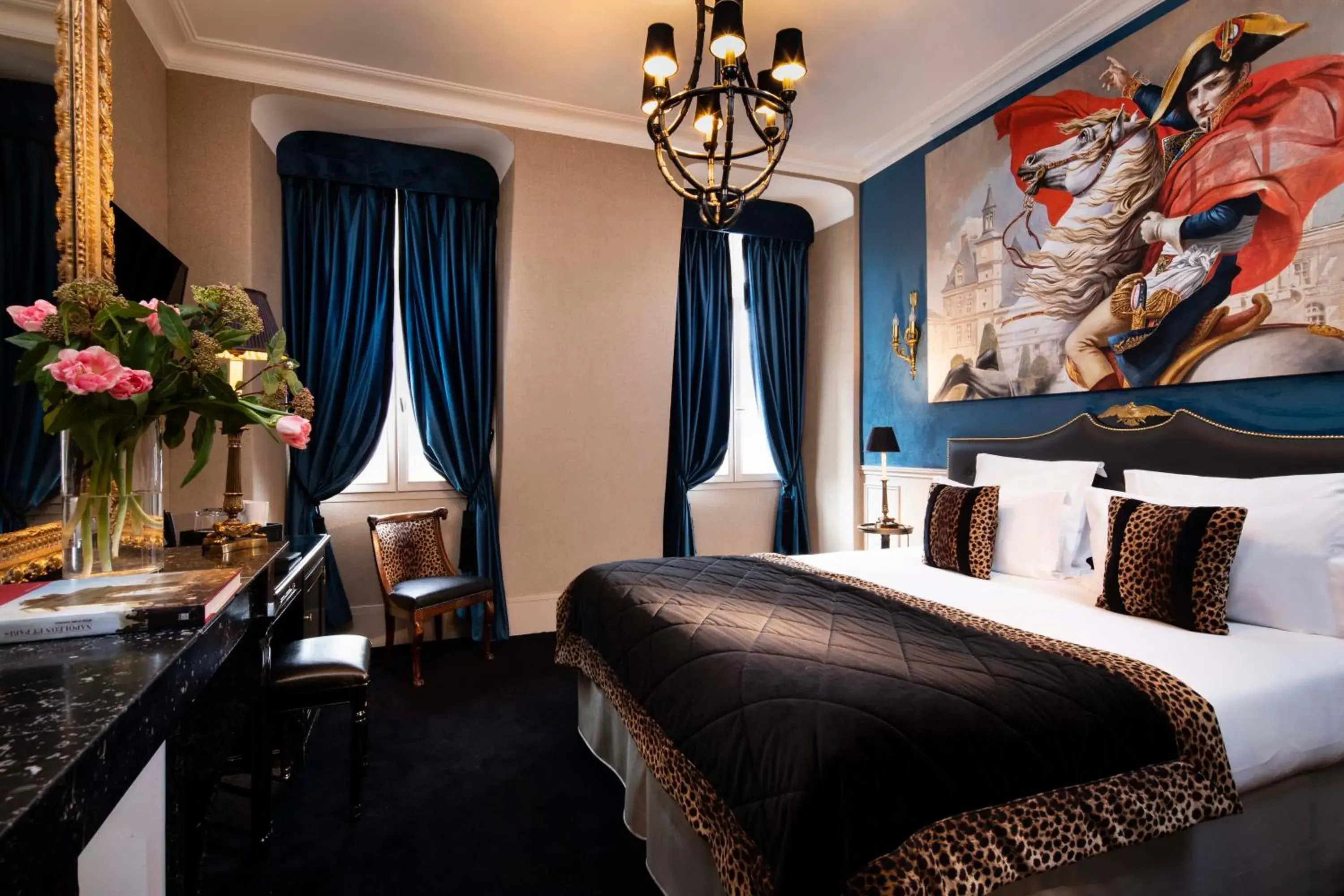 Superior Double Room in Hotel & Spa de Latour Maubourg Superior Double Room in Hotel & Spa de Latour Maubourg