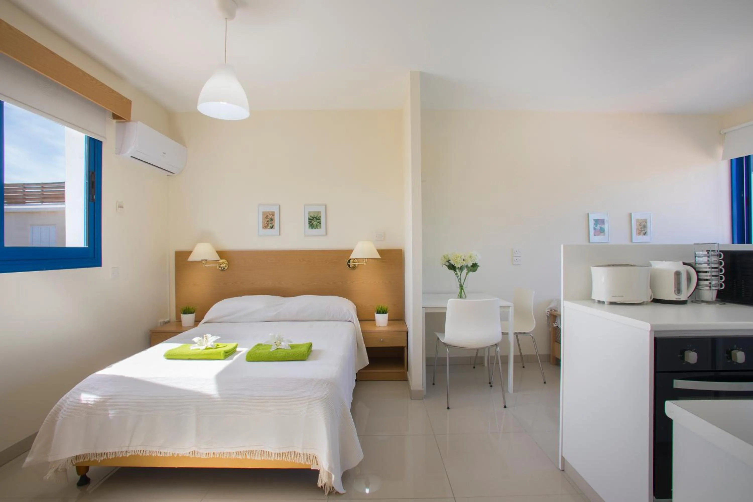 Bed in Flouressia Gardens