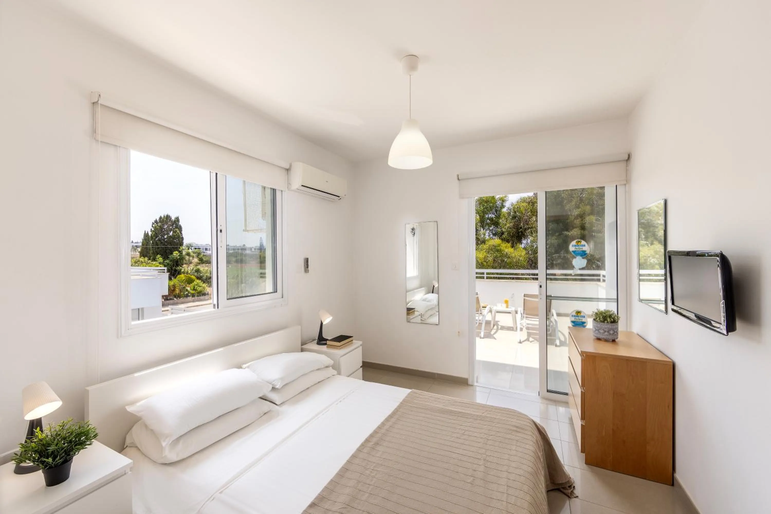 Bed in Flouressia Gardens