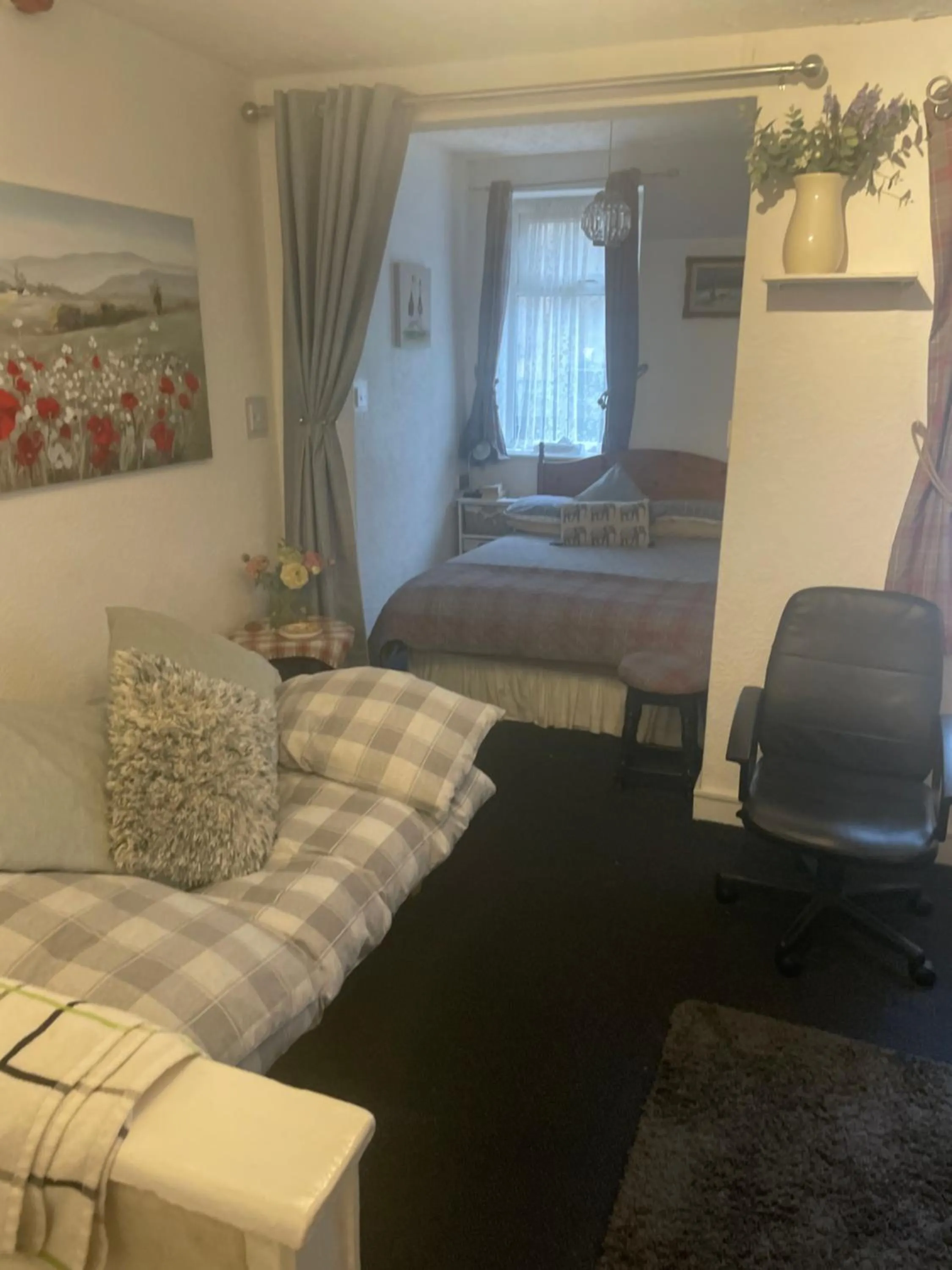 Bed in Sarnia holiday flats