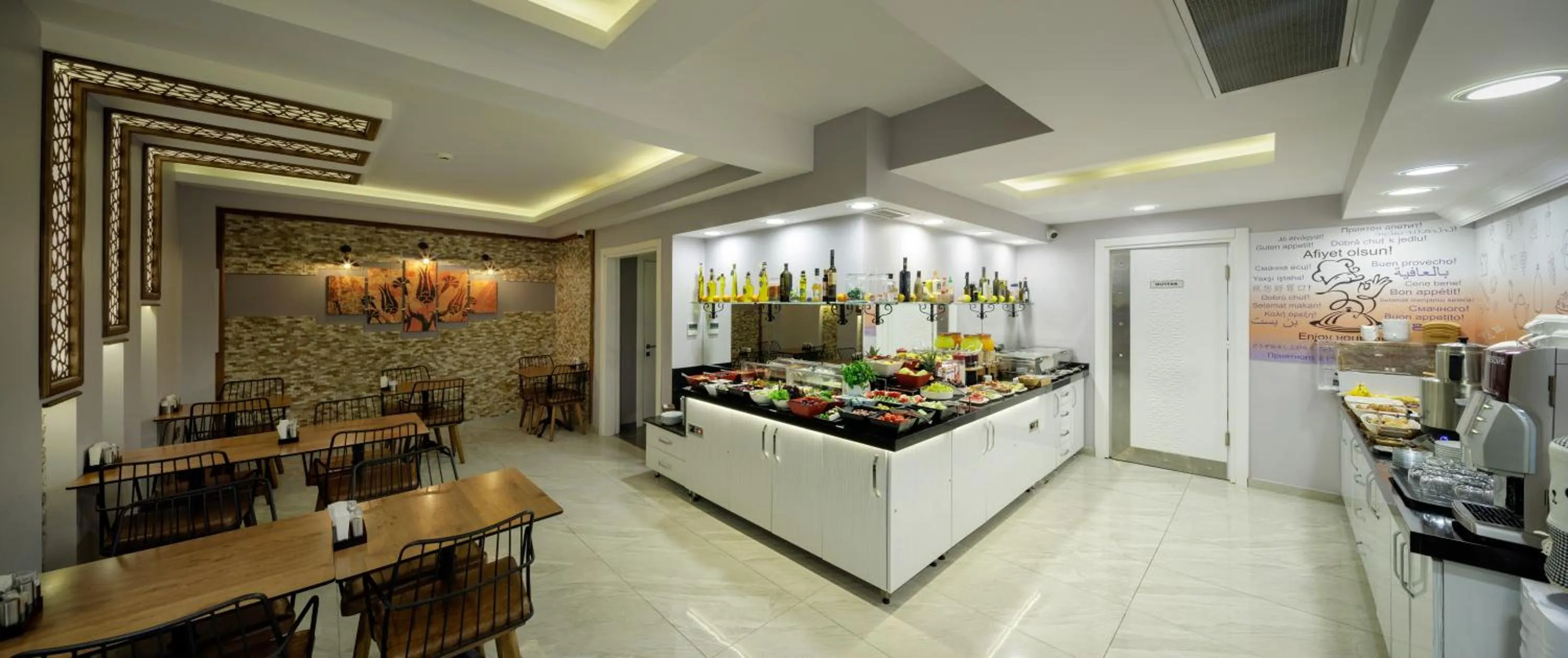 Coffee/tea facilities in OBAHAN HOTEL-Special Class