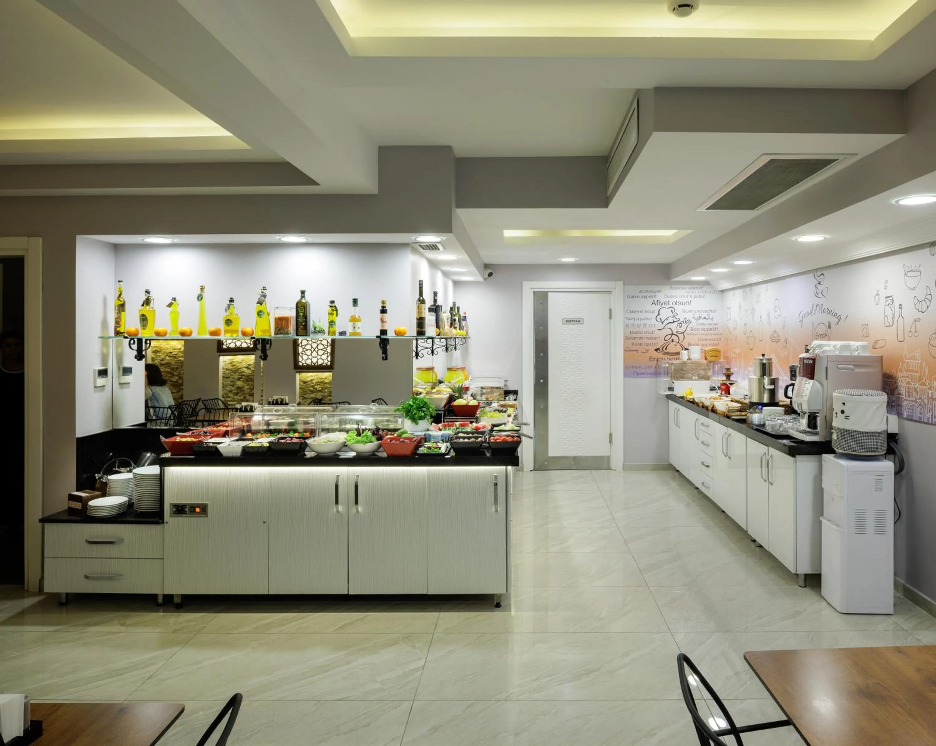 Coffee/tea facilities in OBAHAN HOTEL-Special Class