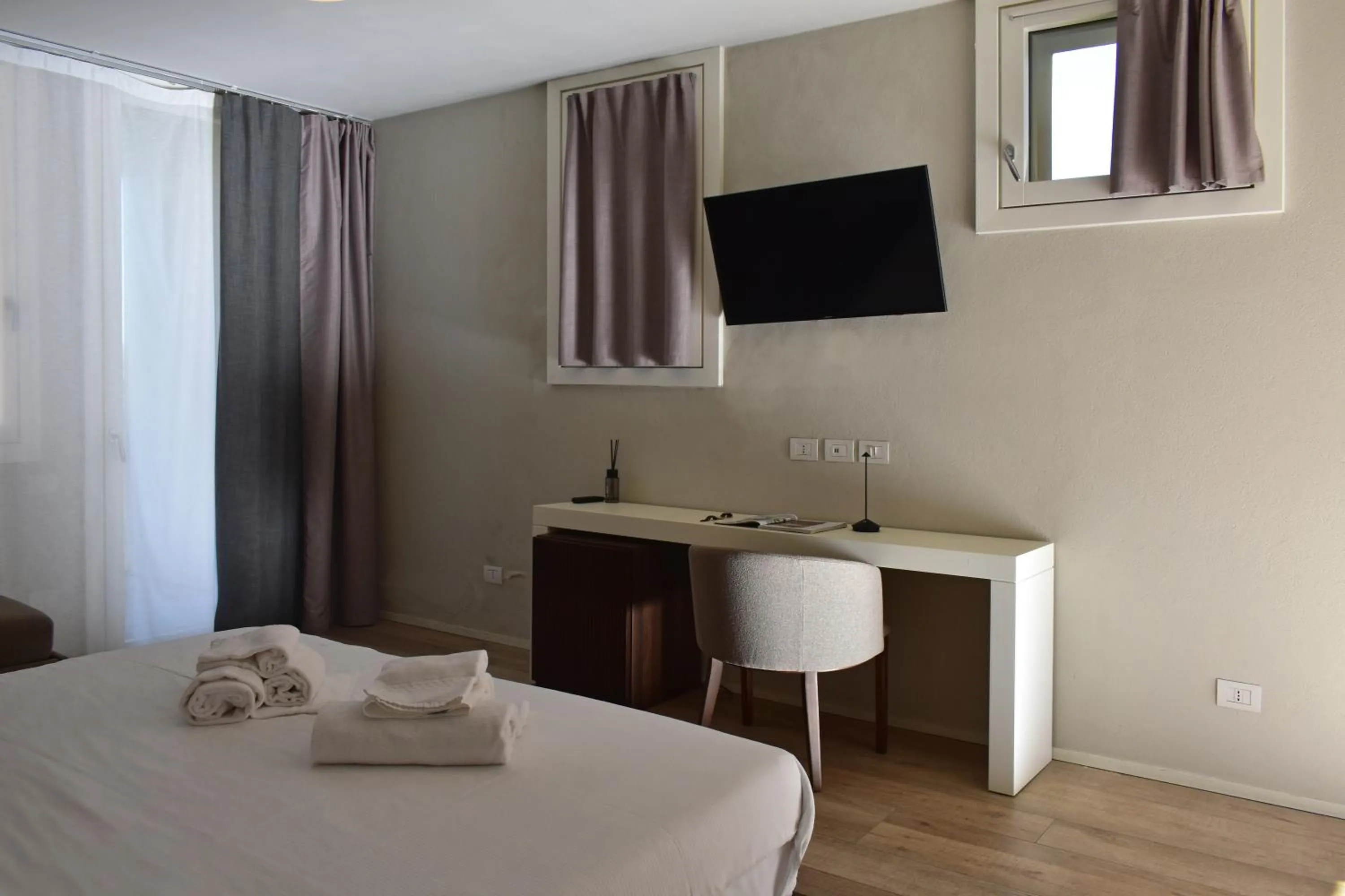 Photo of the whole room, Bed in Villa Pioppi Hotel